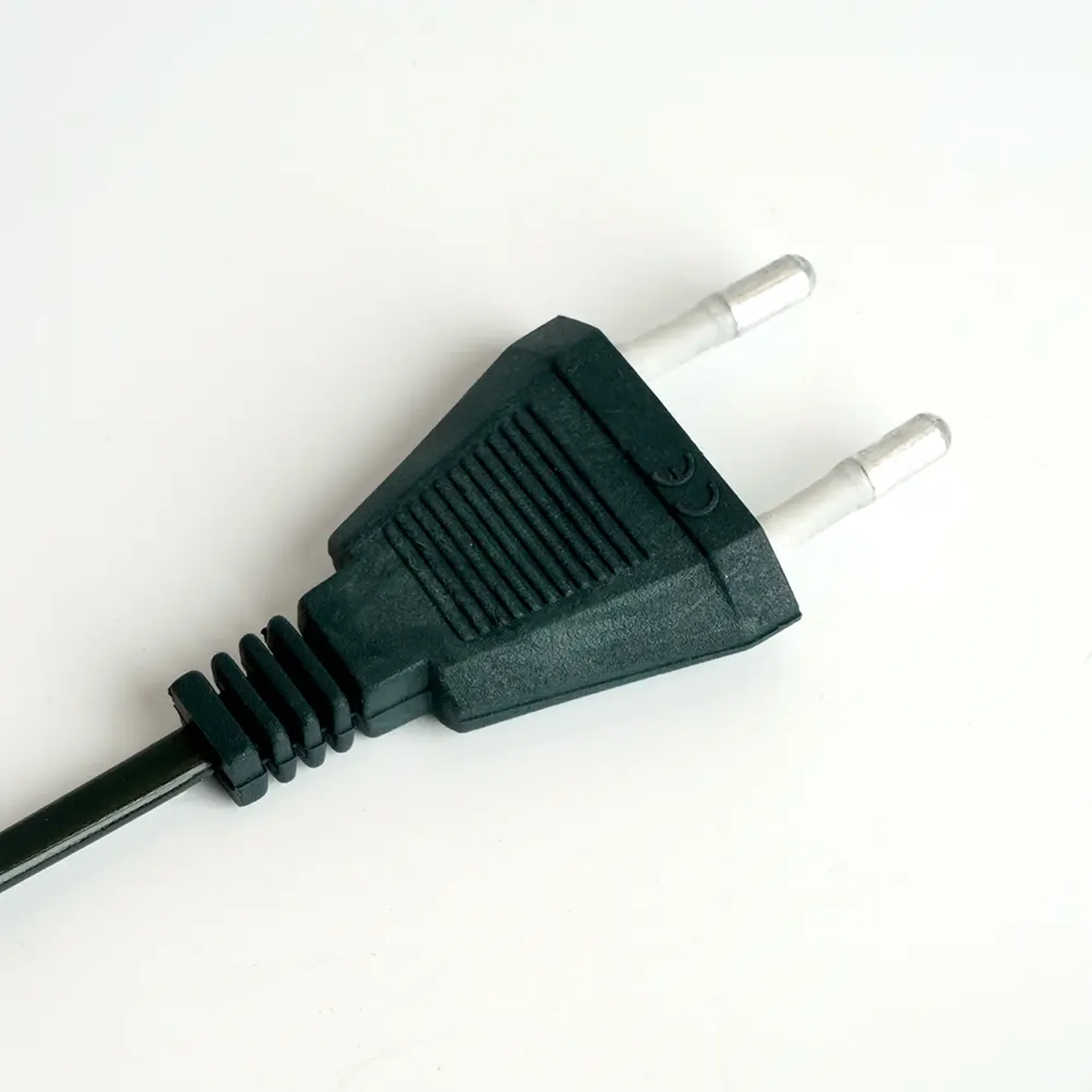 Светодиодная гирлянда Feron CL582 линейная Нить 220V 2700K