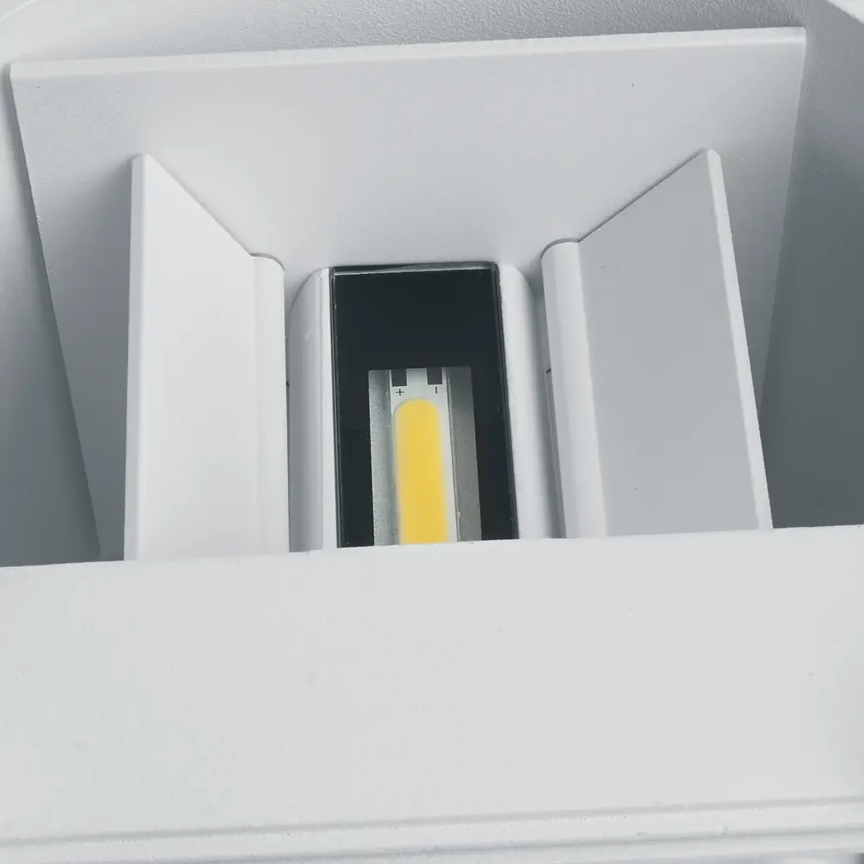 Светильник уличный светодиодный, 2*3W, 450Lm, 4000K, DH013, белый