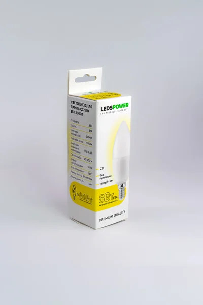 Светодиодная лампа LEDS POWER C37 E14 8Вт 3000К 006680