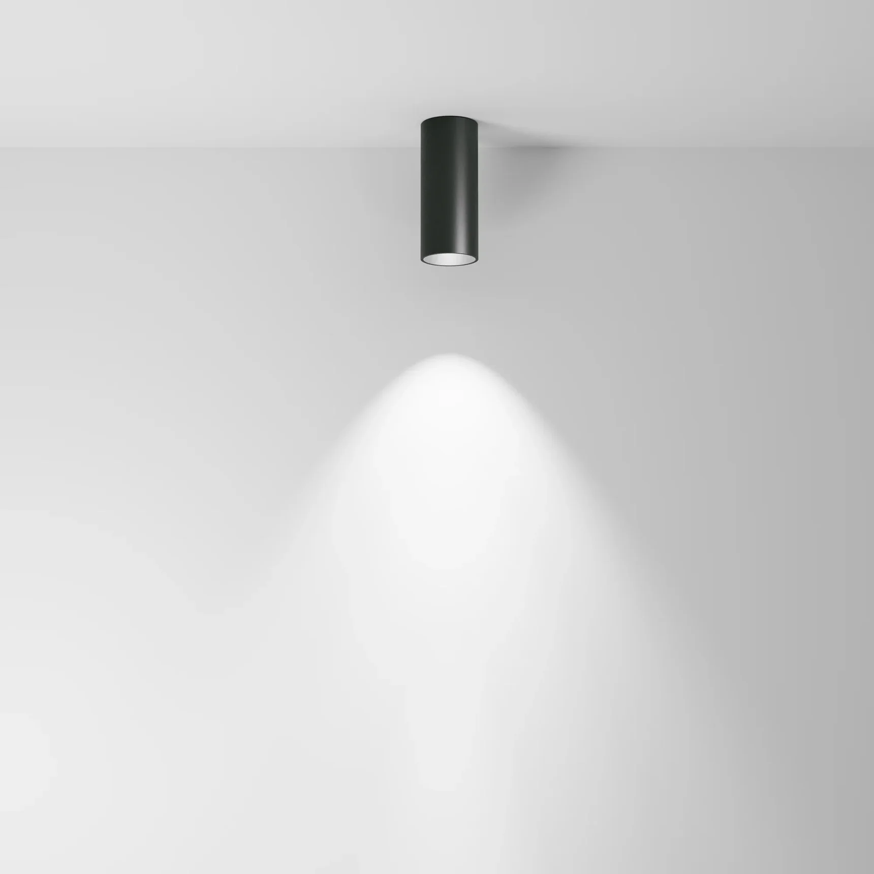 Потолочный светильник FOCUS LED 4000K 1x12Вт 50° Dim Triac C056CL-L12B4K-W-D-B