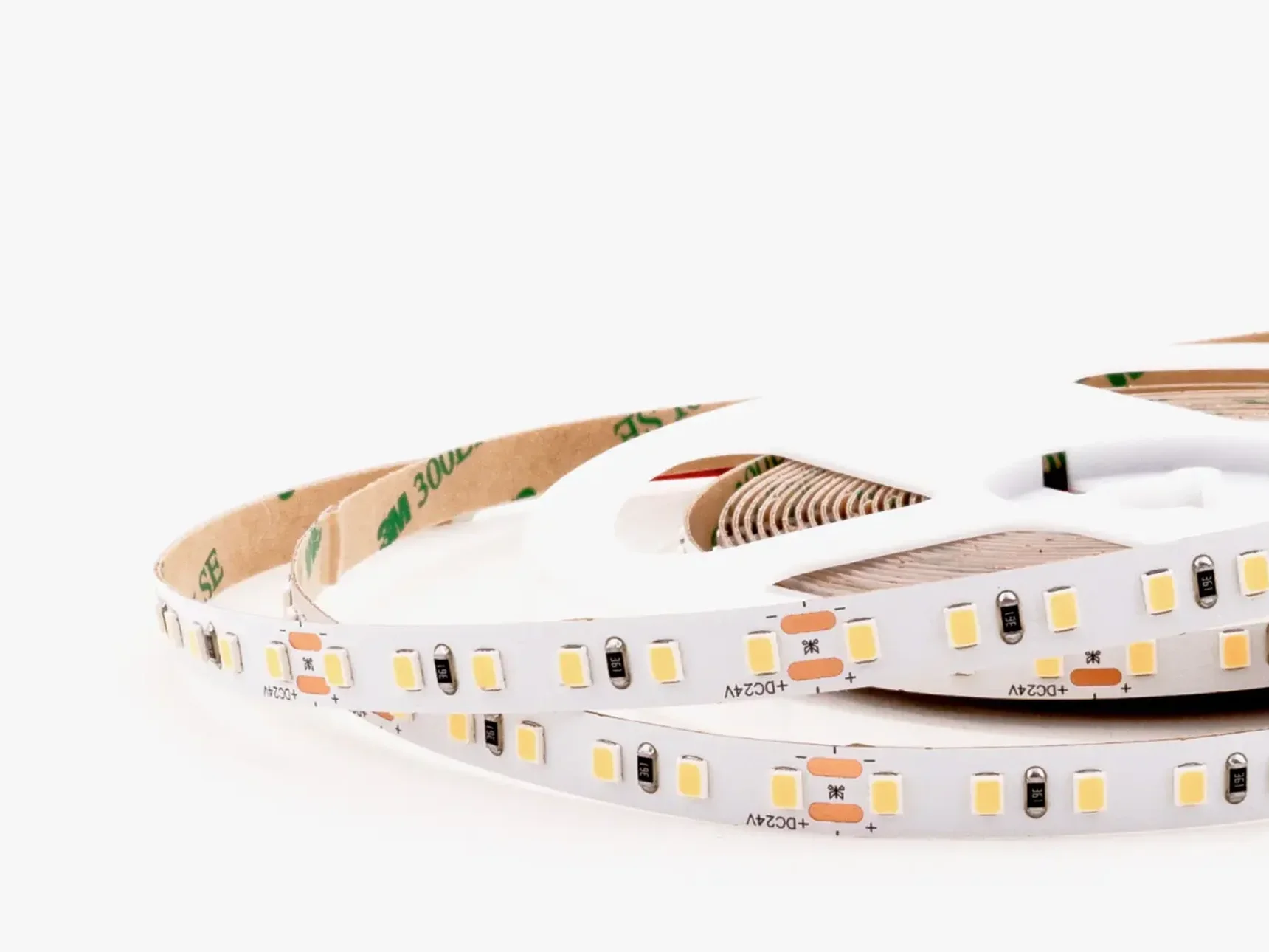 Светодиодная лента 2835 120/м (5Вт/м) 24В теплая 005881