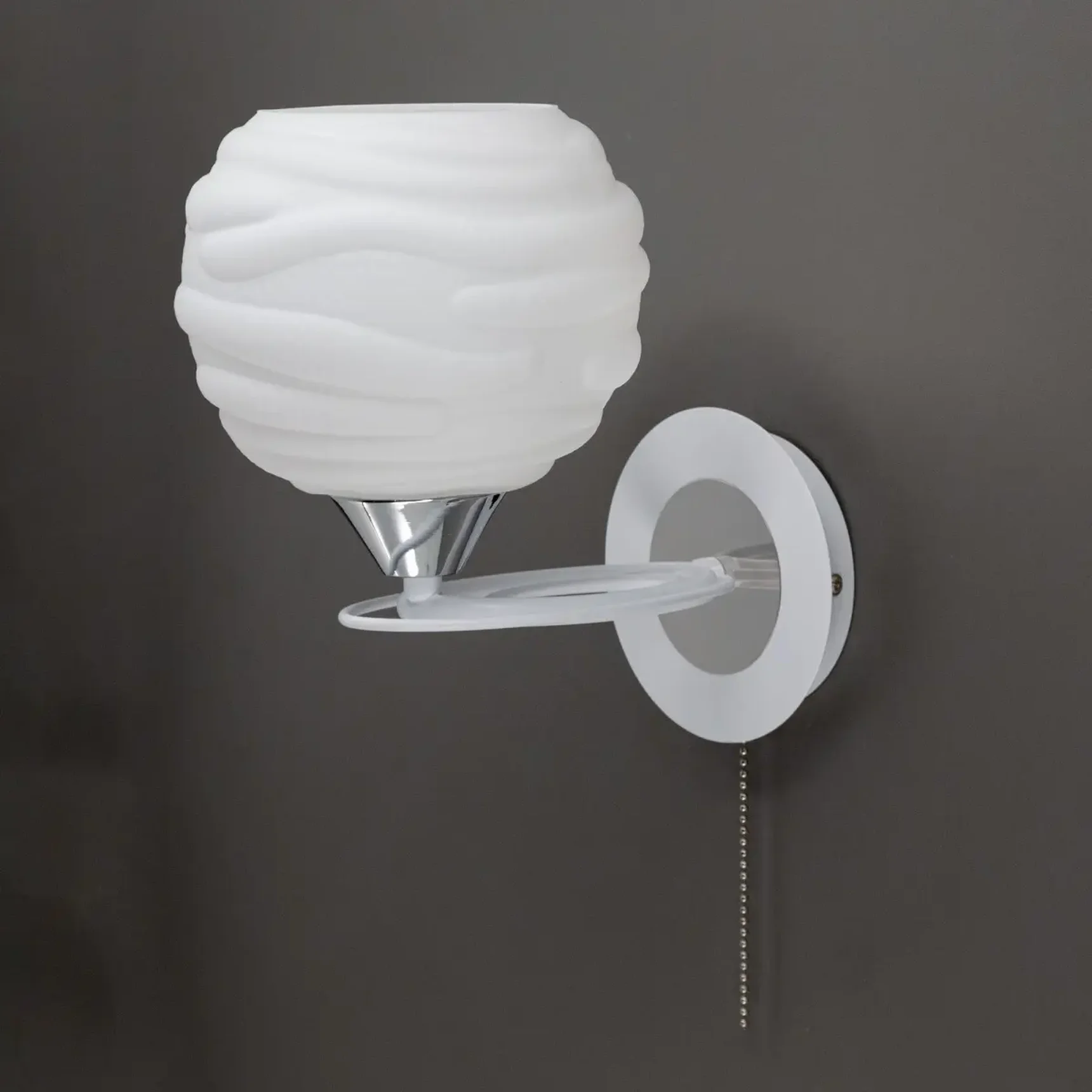 Citilux Николь CL168310 Бра с выключателем Белая