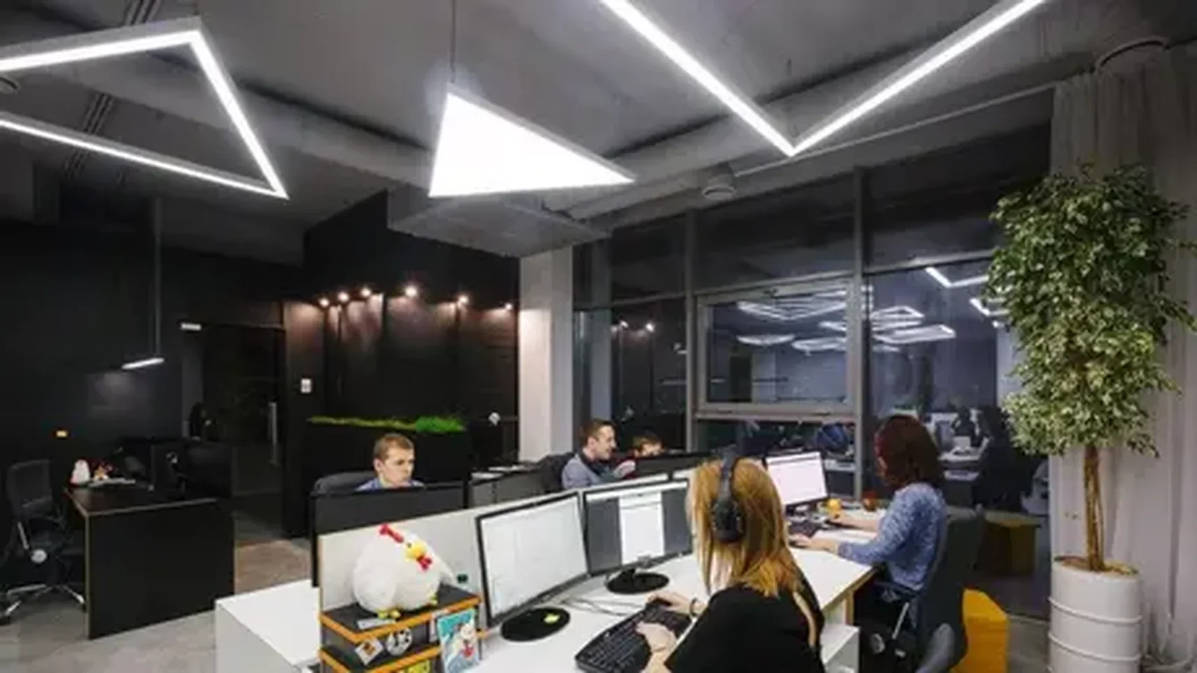 Подвесной светодиодный светильник Siled Trigon-Prof 7370347