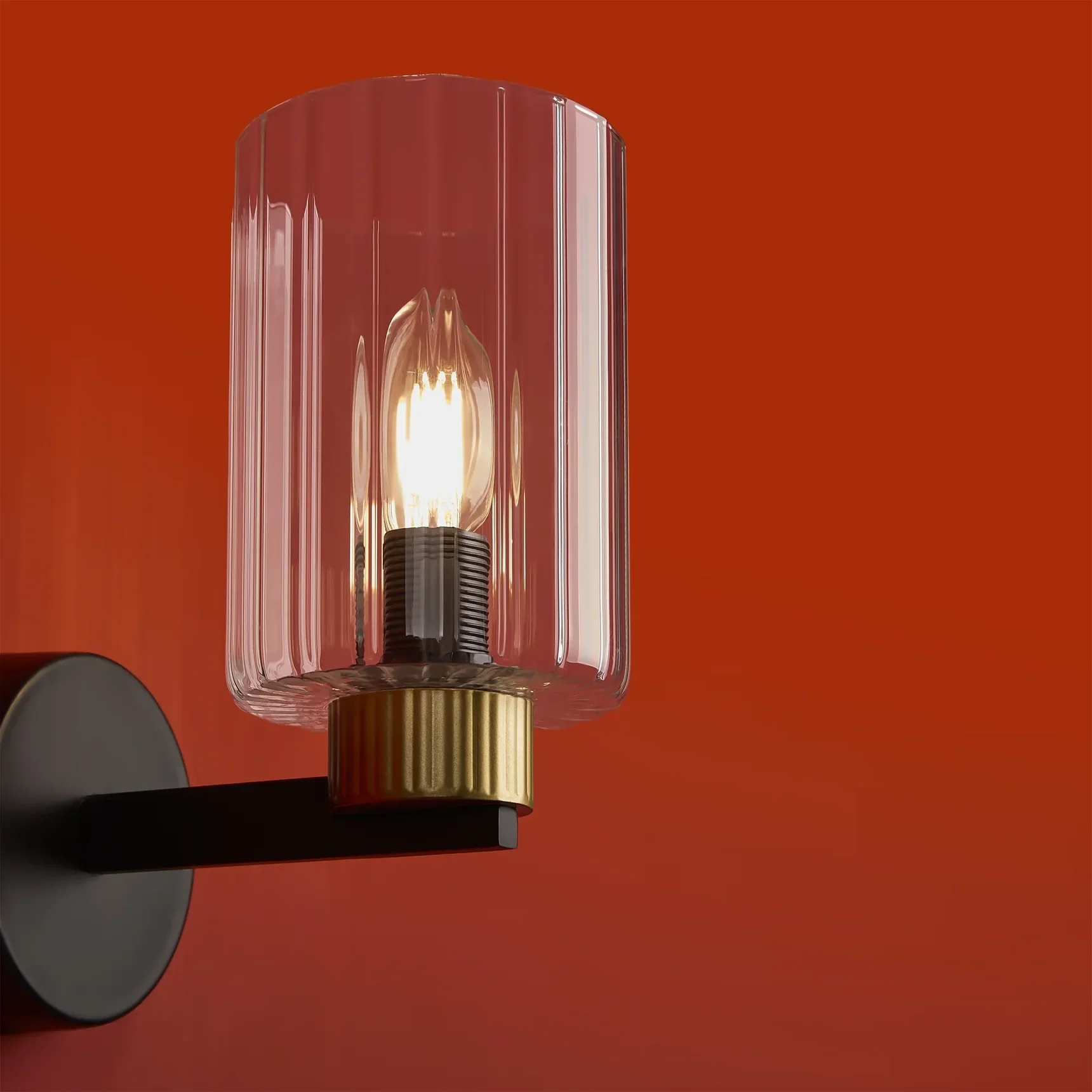 Настенный светильник (бра) Ombre, FR2051WL-01BBS1