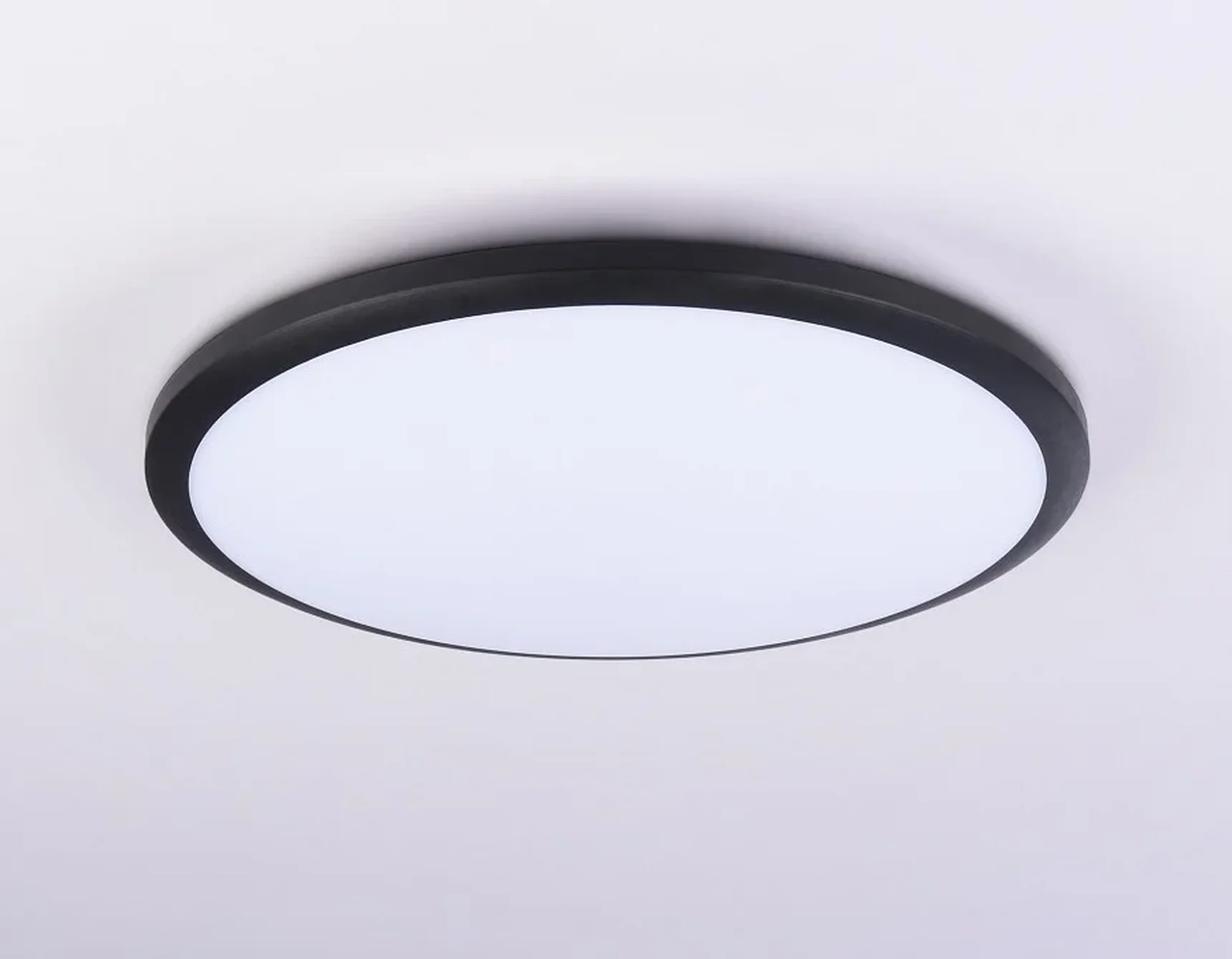 Потолочный светодиодный светильник FZ1234 BK черный IP44 42W 6400К D370*55 (Без ПДУ)