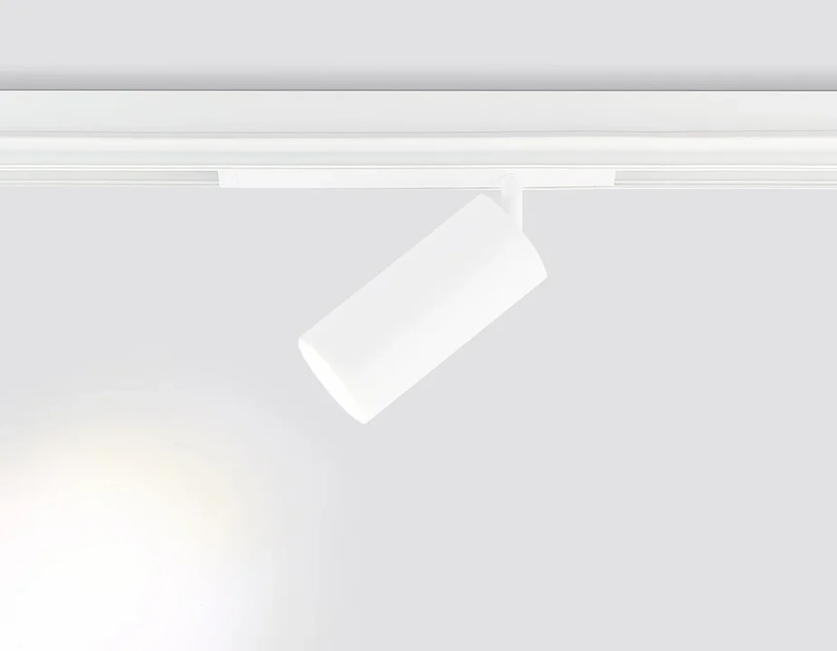 Светильник трековый GL1231 WH белый IP20 24W 3000K-6400K 220V 36° D65*140 (Без ПДУ)