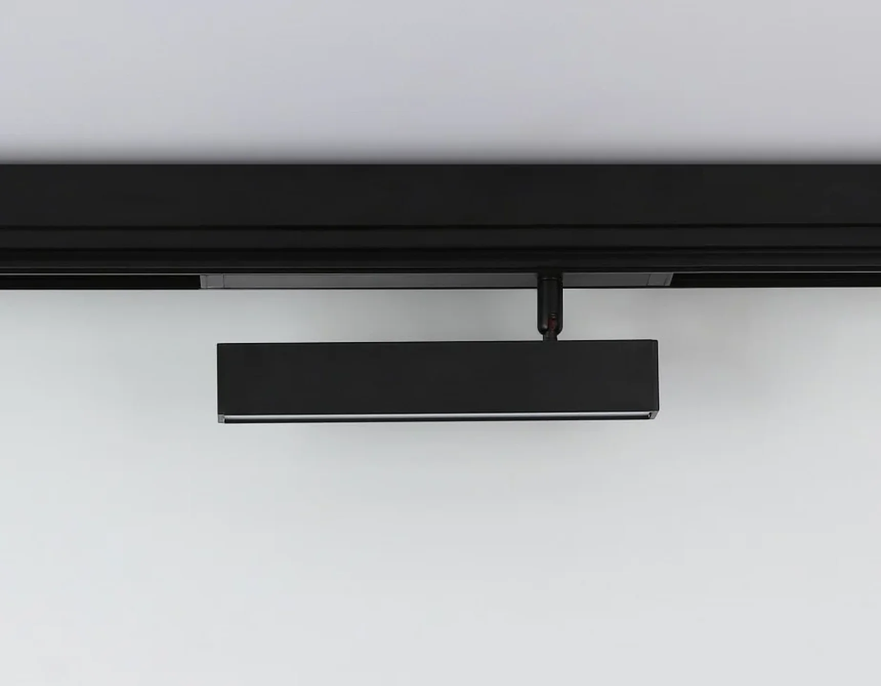 Накладной светильник GL1322 BK черный IP20 12W 3000K-6400K 220V 120° 232*25*112 (Без ПДУ)