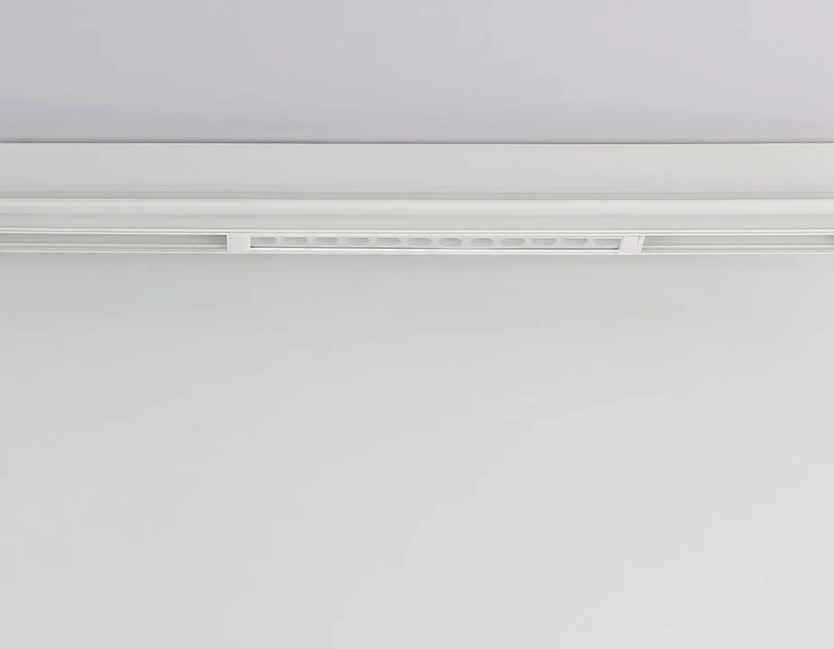 Светильник светодиодный трековый для шинопровода Magnetic GL1715 WH белый IP20 12W 4200K 220V 24° 232*25*42 (Без ПДУ)