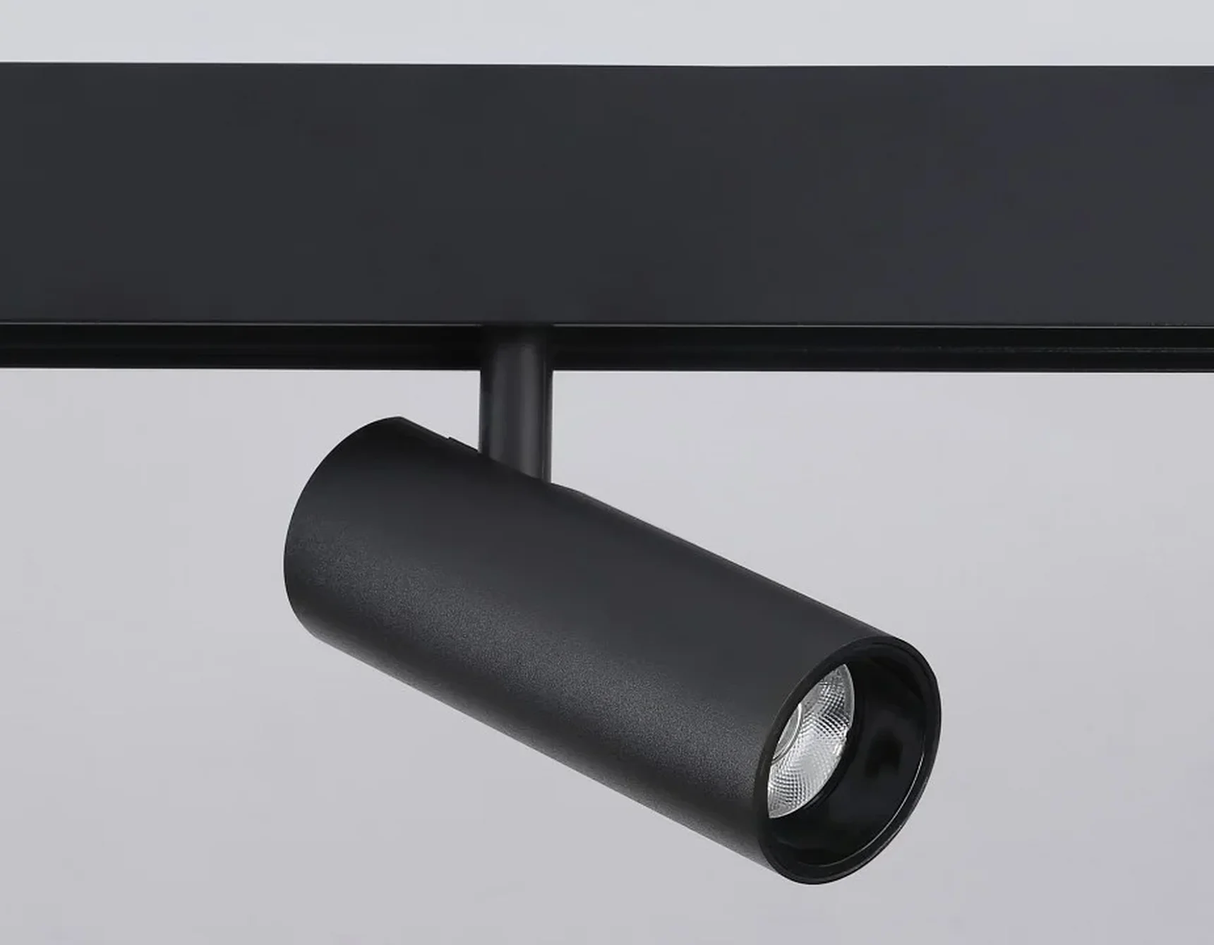 Светильник светодиодный для шинопровода Magnetic GL3823 BK черный IP20 10W 4200K 48V 24° D47*128