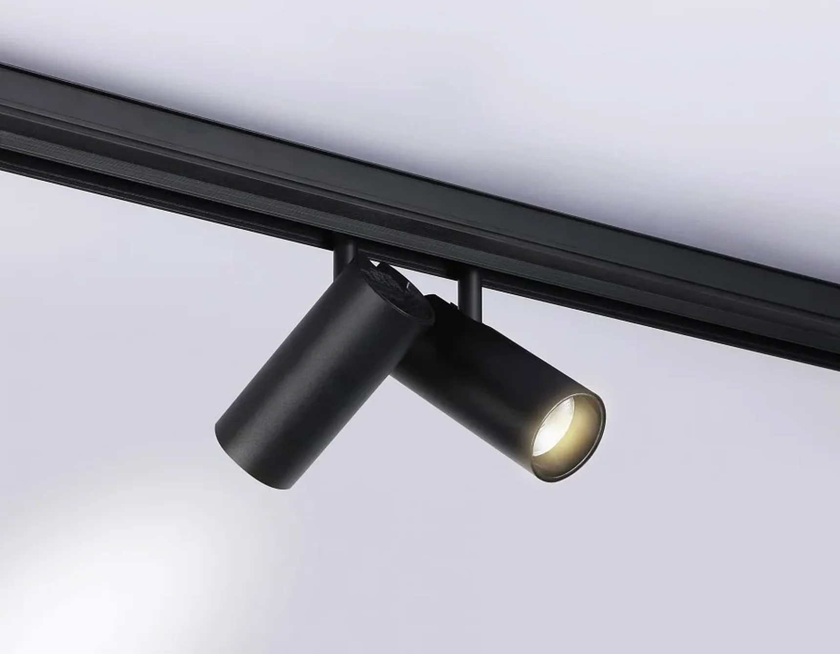 Светильник светодиодный трековый для шинопровода Magnetic GL3902/2 BK черный LED 20W 4200К 48V 24° 180*45*182