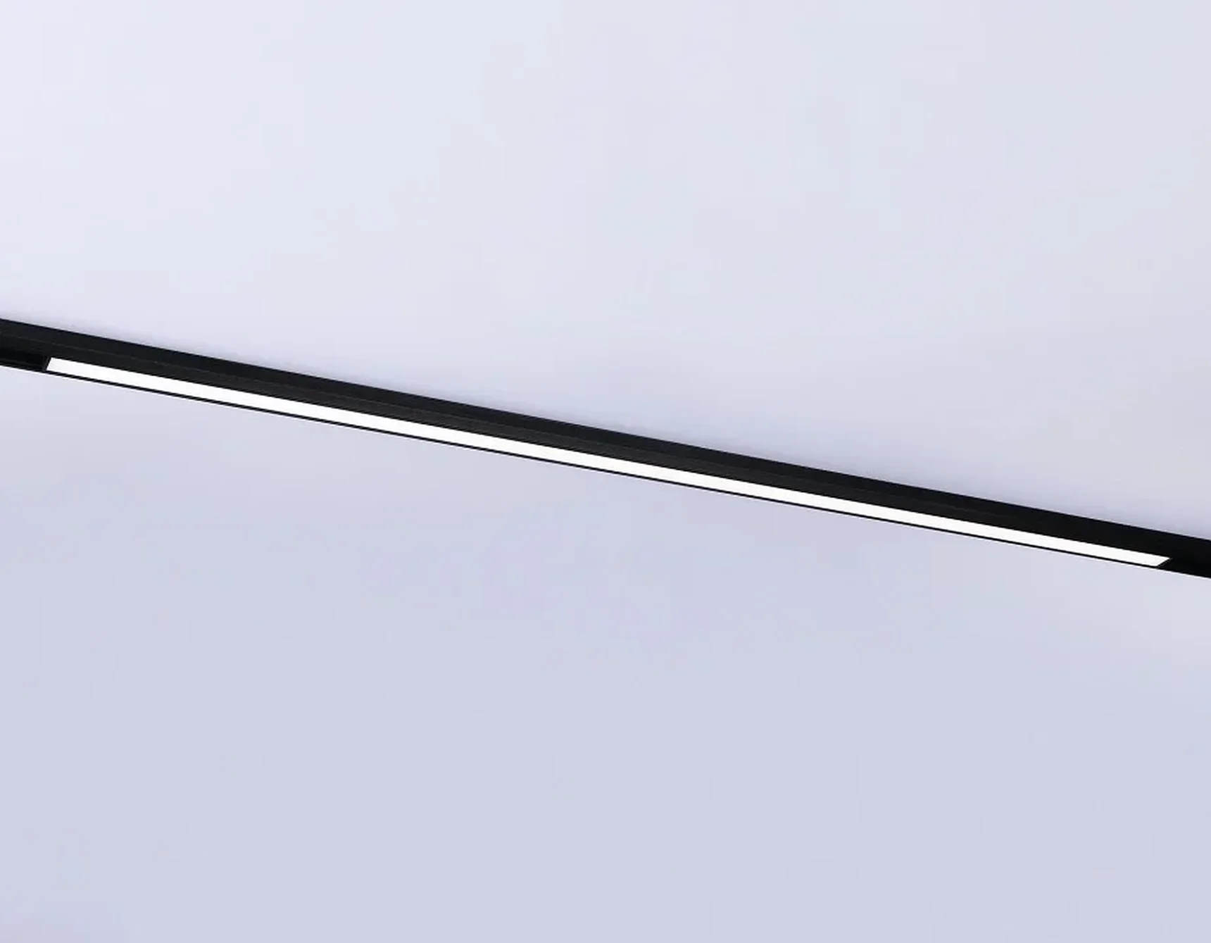 Светильник светодиодный трековый для шинопровода Magnetic GL4013 BK черный IP20 36W 4200K 48V 900*22*45