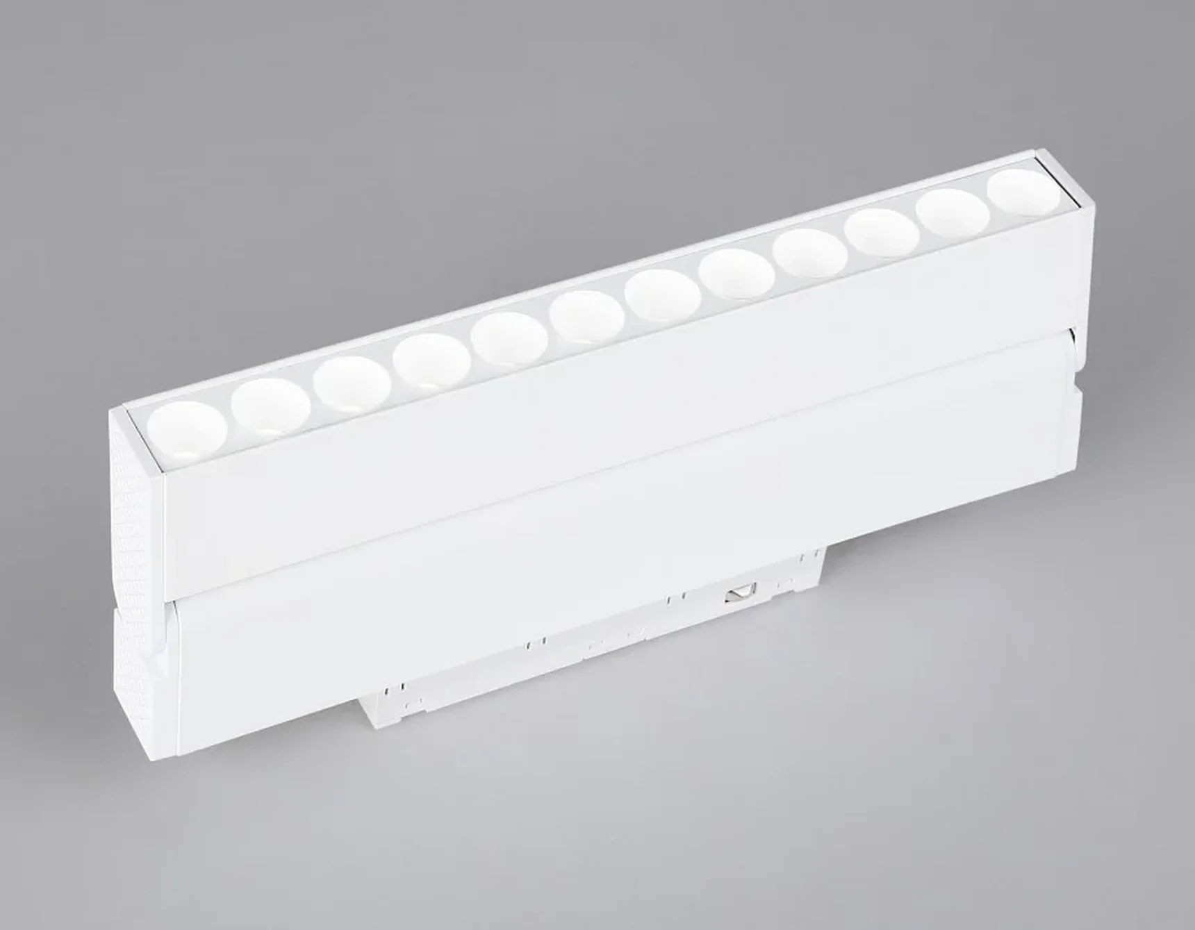 Светильник светодиодный поворотный для шинопровода Magnetic GL4044 WH белый IP20 12W 4200K 48V 24° 223*22*105