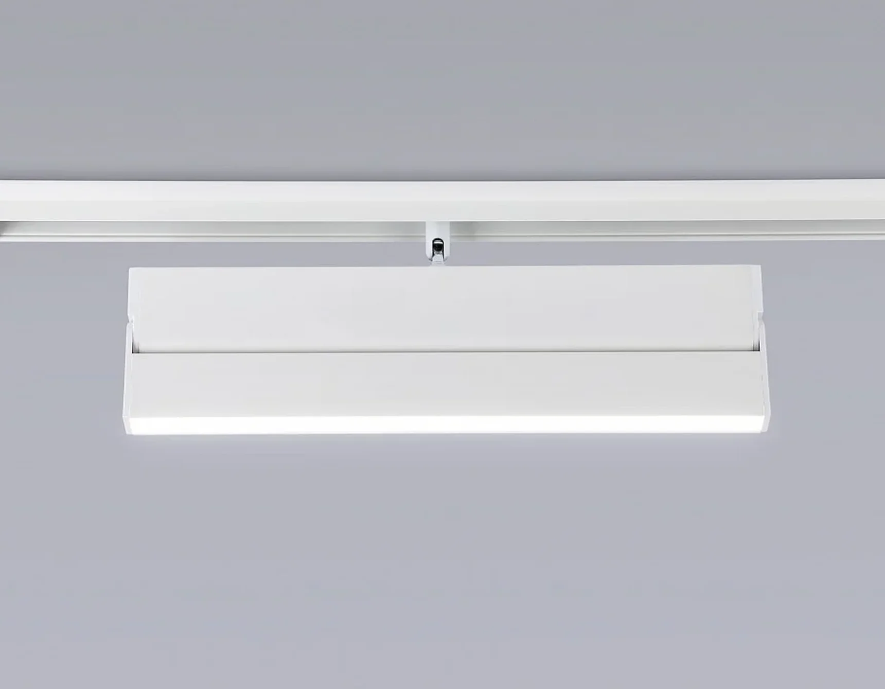 Светильник светодиодный трековый для шинопровода Magnetic GL4065 WH белый 18W 4200K 48V 325*22*45