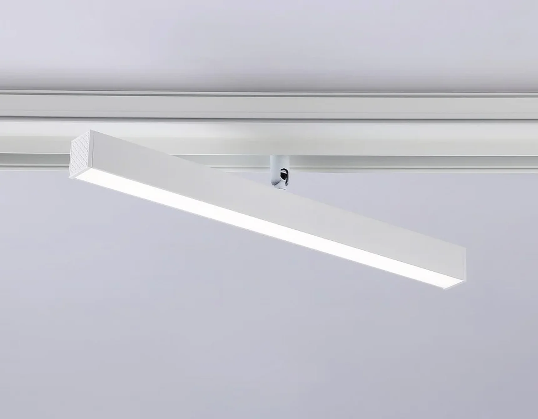 Светильник светодиодный трековый для шинопровода Magnetic GL4200 WH белый IP20 12W 4200K 48V 605*22*45