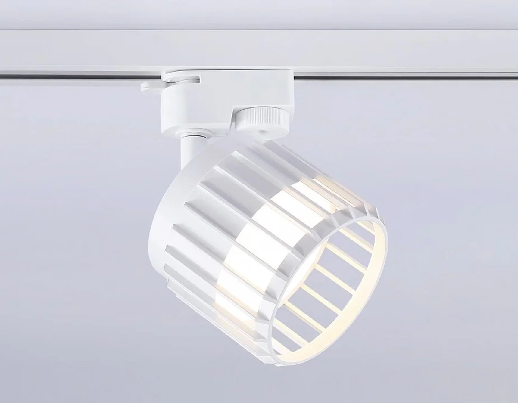 Трековый однофазный светильник со сменной лампой GL5348 WH белый GX53 D100*80