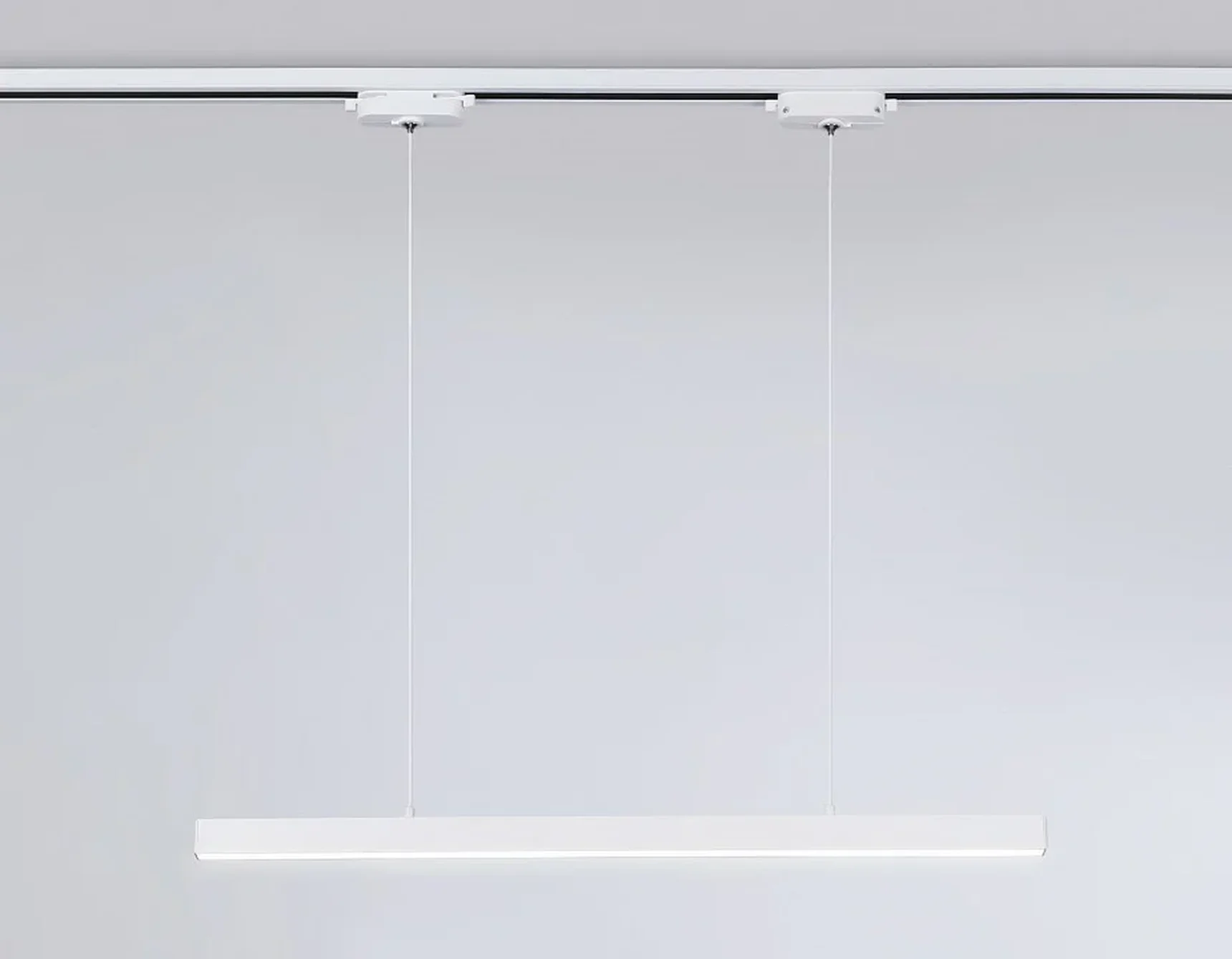 Светильник светодиодный трековый GL6783 WH белый LED 24W 4200K 600*22*1025