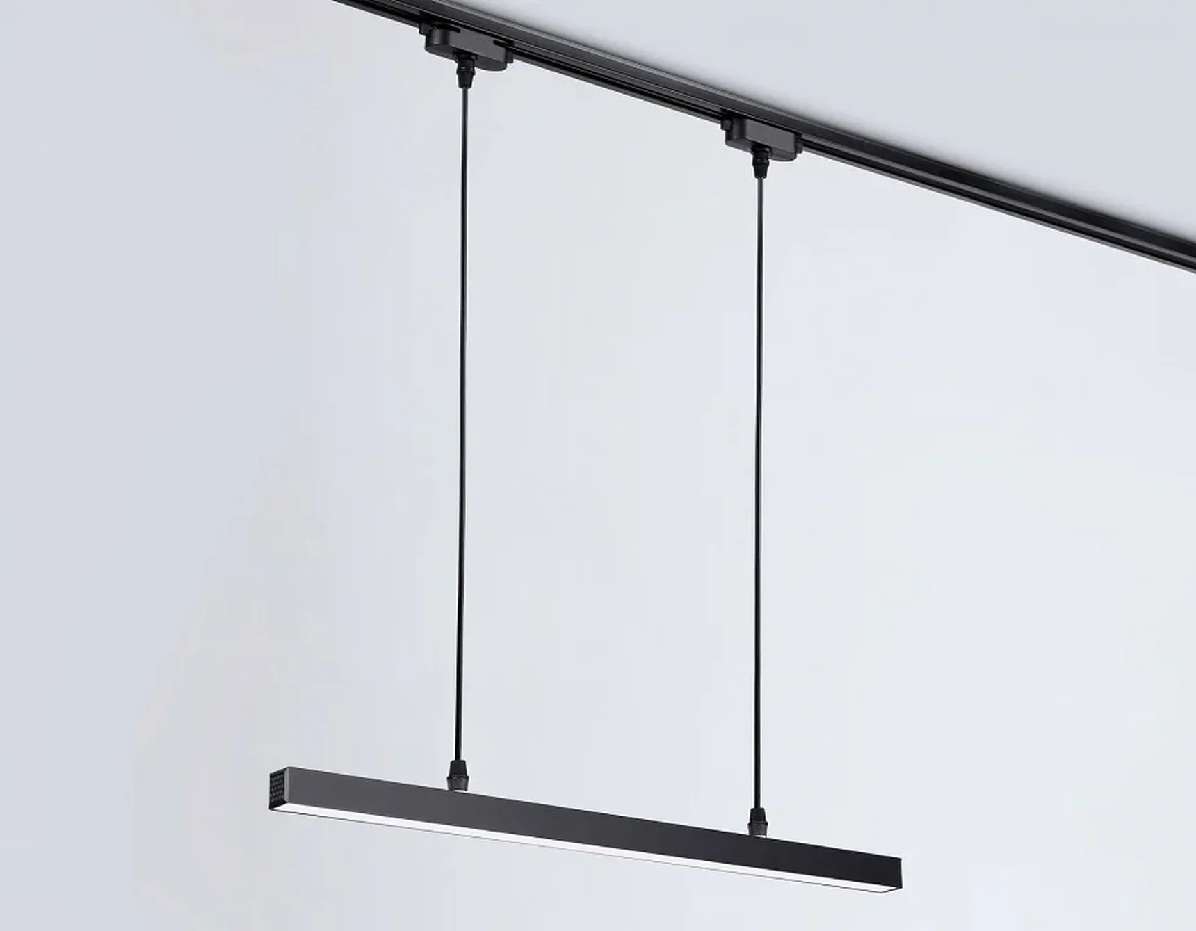 Светильник светодиодный трековый GL6787 BK черный LED 24W 4200K 600*22*1025