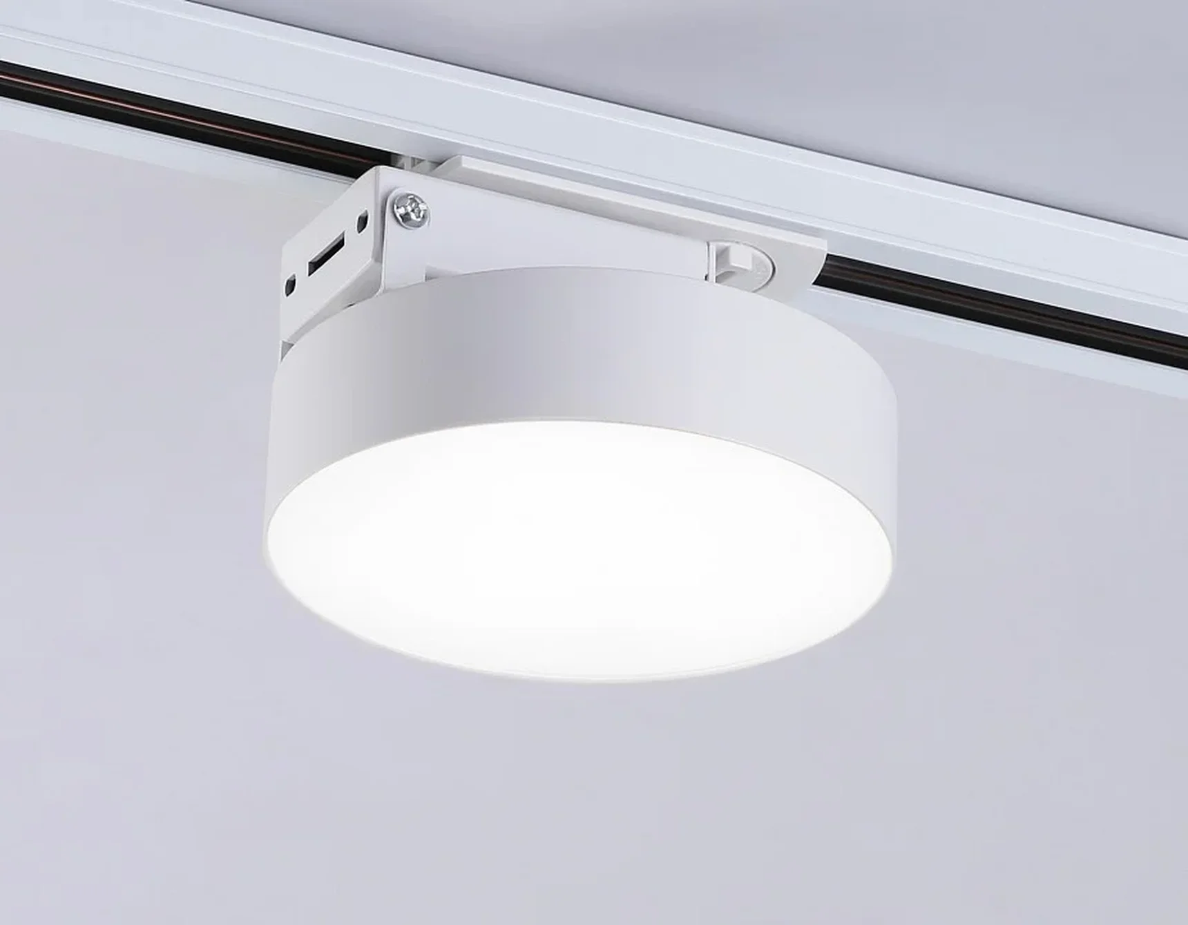 Светильник светодиодный трековый GL6837 WH белый LED 15W 4200K D115*80
