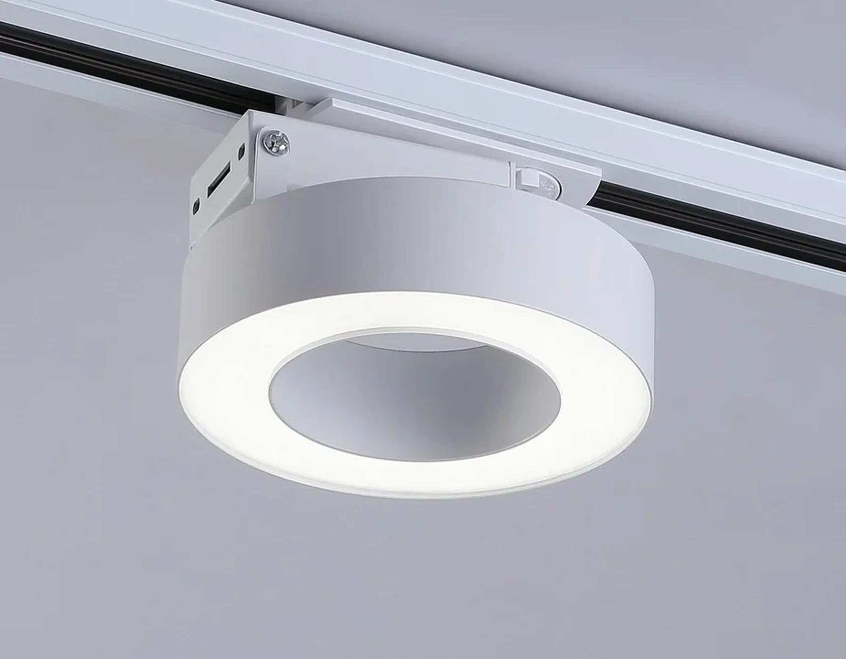 Светильник светодиодный трековый GL6866 WH белый LED 15W 4200K D115*80