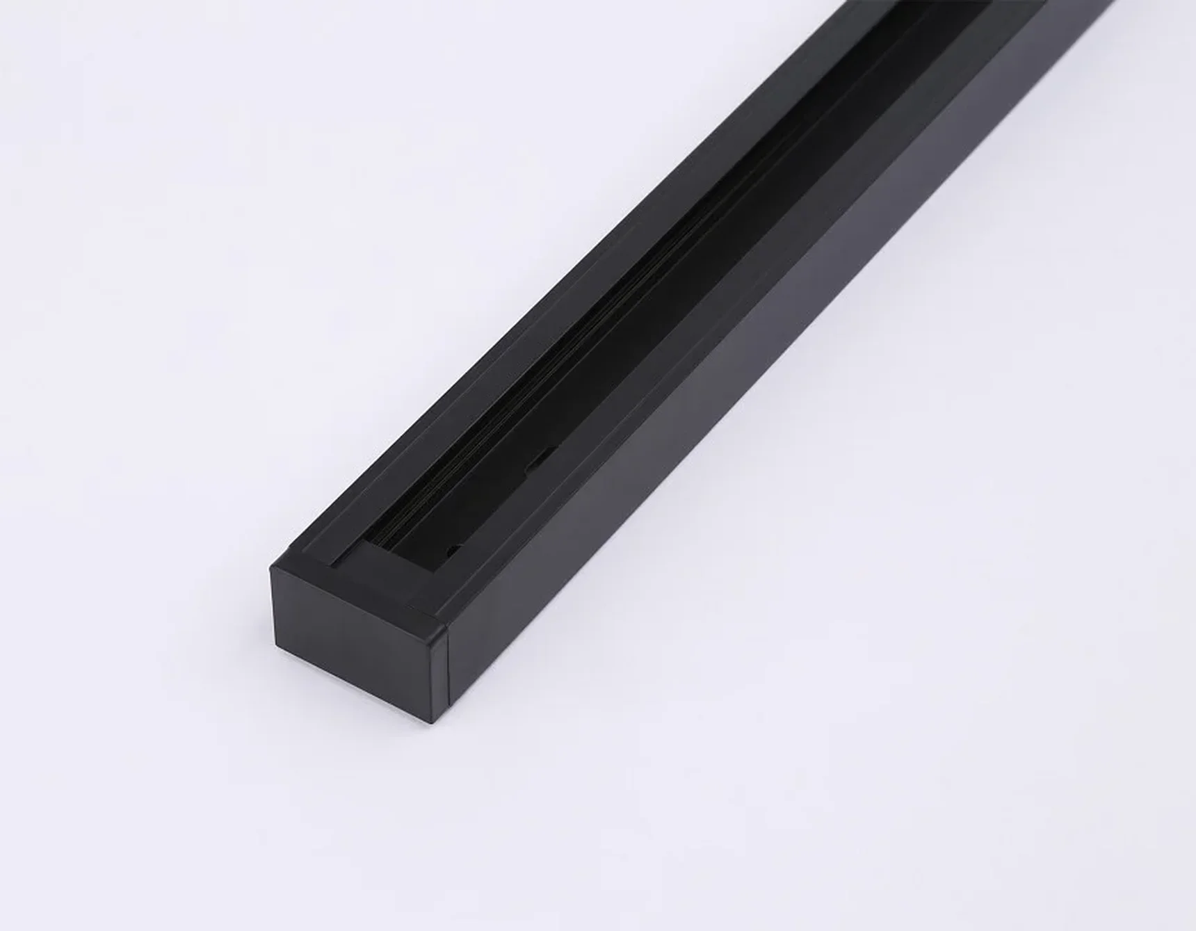 Шинопровод накладной однофазный Standard 220V GL7104 BK черный 2000*32.5*19.8