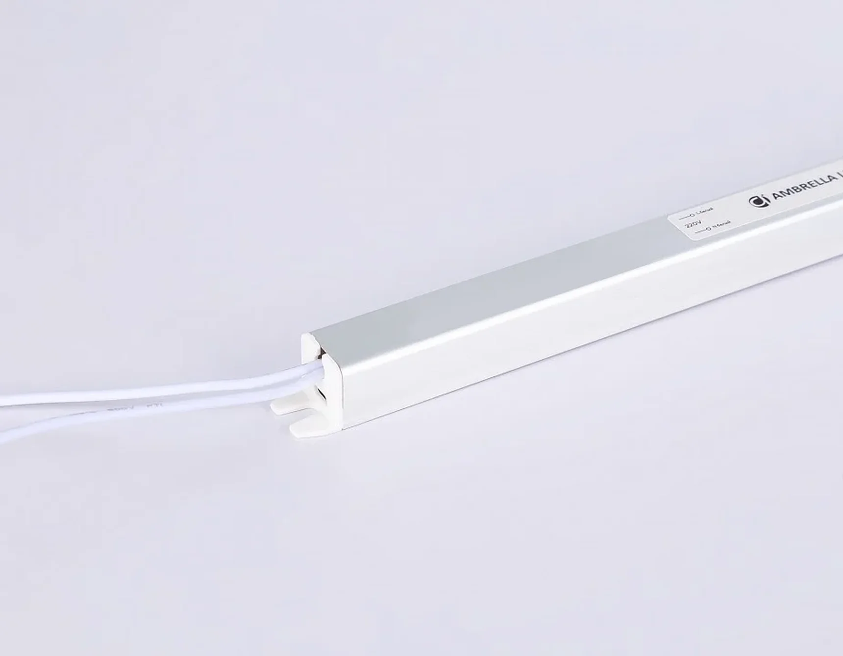 Блок питания с проводом LED Driver 100Вт 12В GS8607