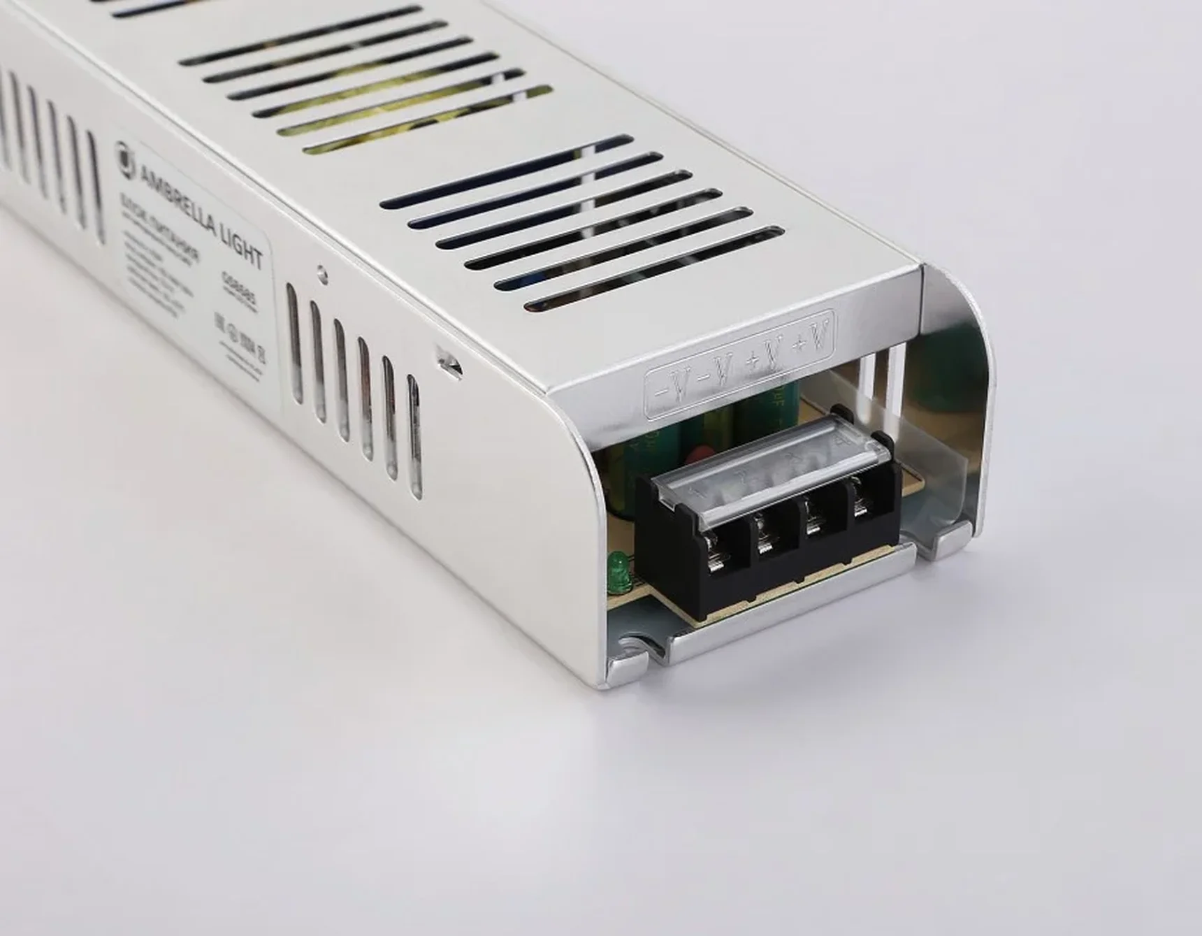 GS8685 блок питания 24V 250W 10.4A IP20 185-260V EMC 223*67*40