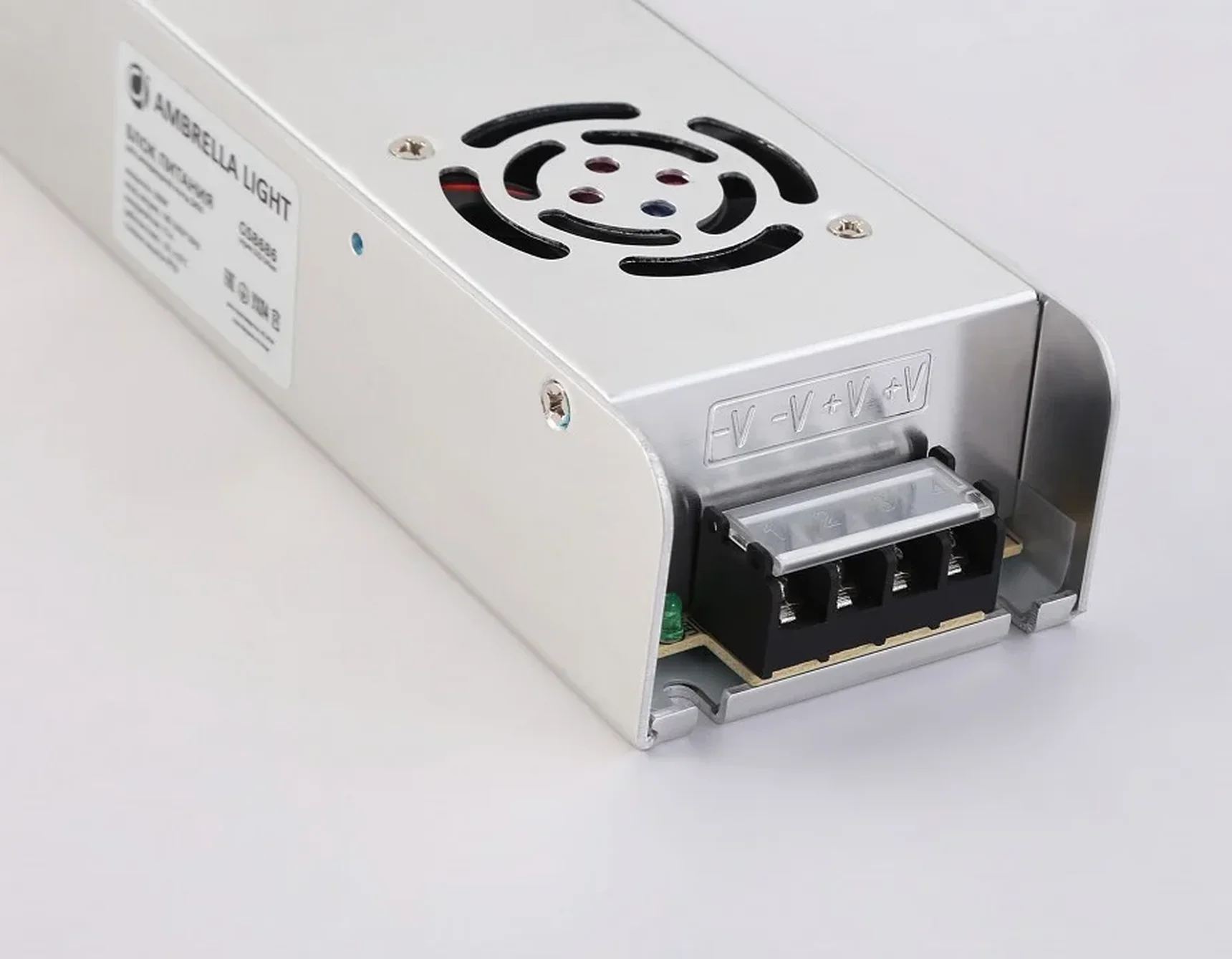 GS8686 блок питания 24V 360W 15A IP20 185-260V EMC 223*67*40