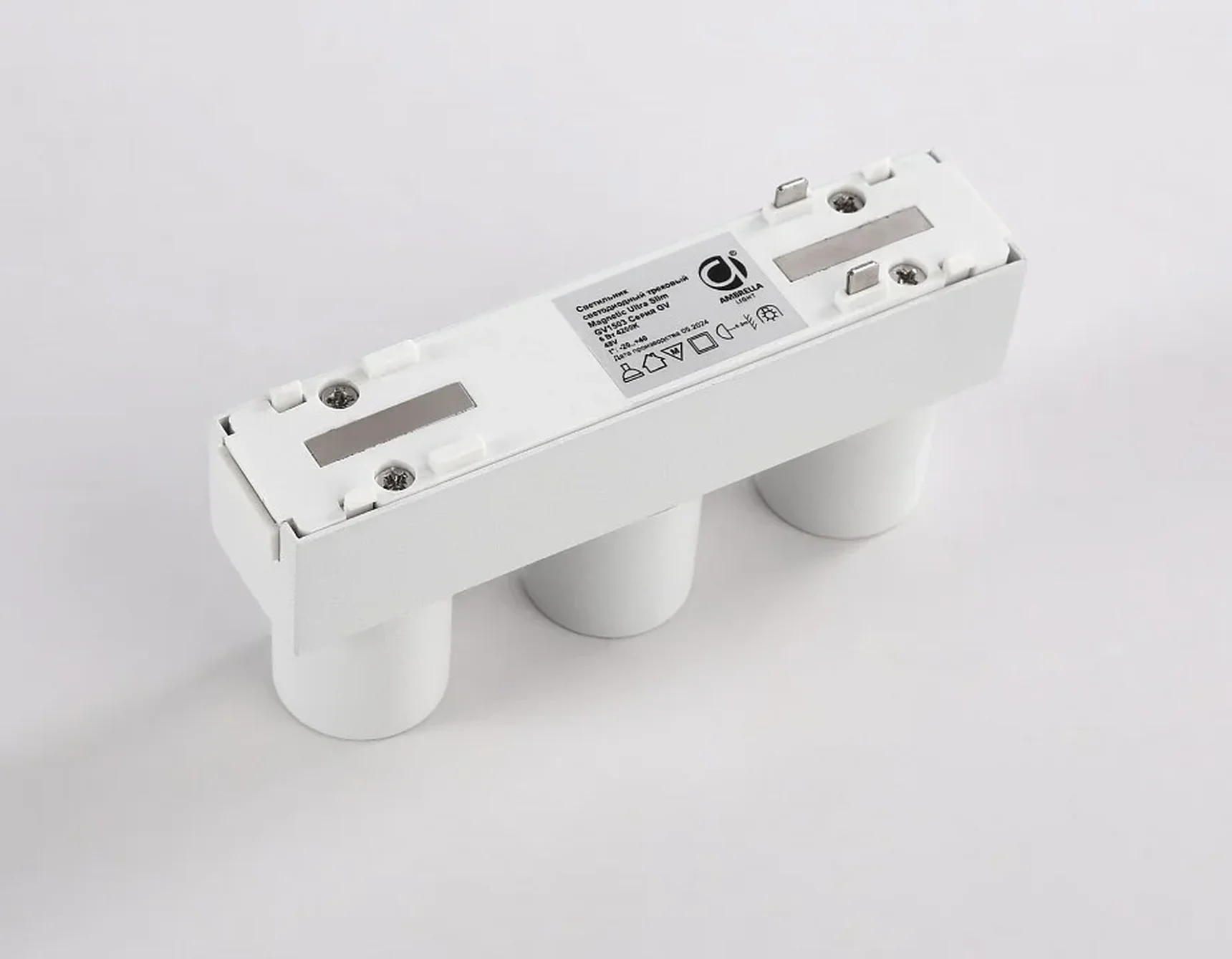 Светильник светодиодный трековый для шинопровода Magnetic Ultra Slim GV1503/3 WH белый IP20 6W 4200K 48V 24° 122*26*55