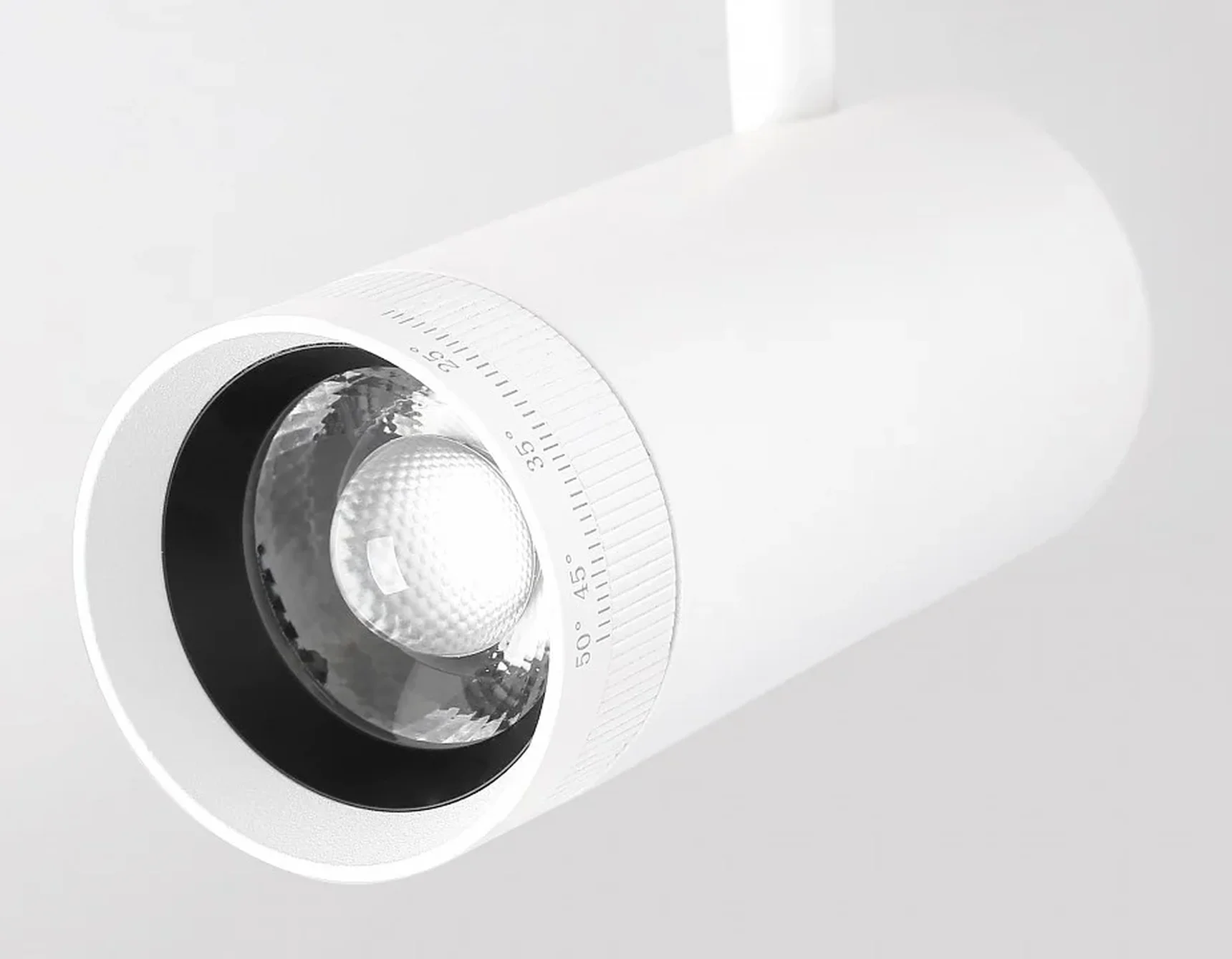 Светильник светодиодный трековый ZOOM для шинопровода Magnetic Ultra Slim GV1570 WH белый IP20 10W 4200K 48V 15-51° D55*185