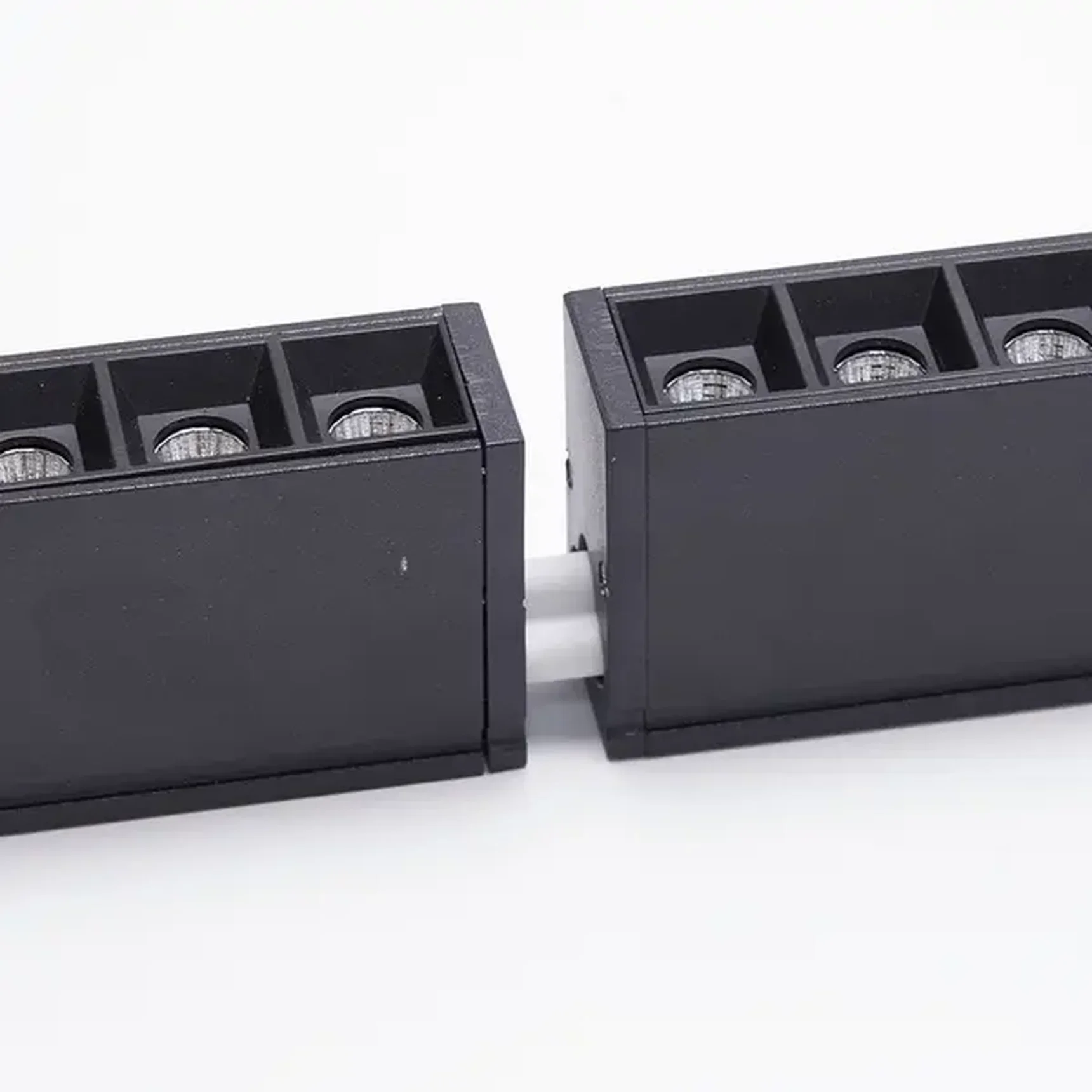 Светильник светодиодный линейный Feron AL4028 IP20 30W 4000K 1197*23*42мм в алюминиевом корпусе, с рефлекторами, 41300