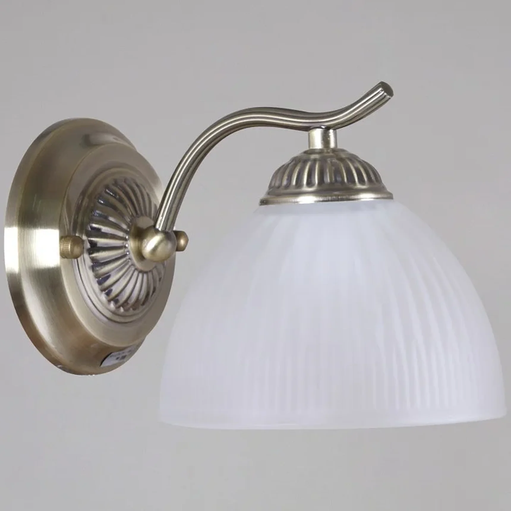 Бра IL0896-1WSQ-26 AB ELITE