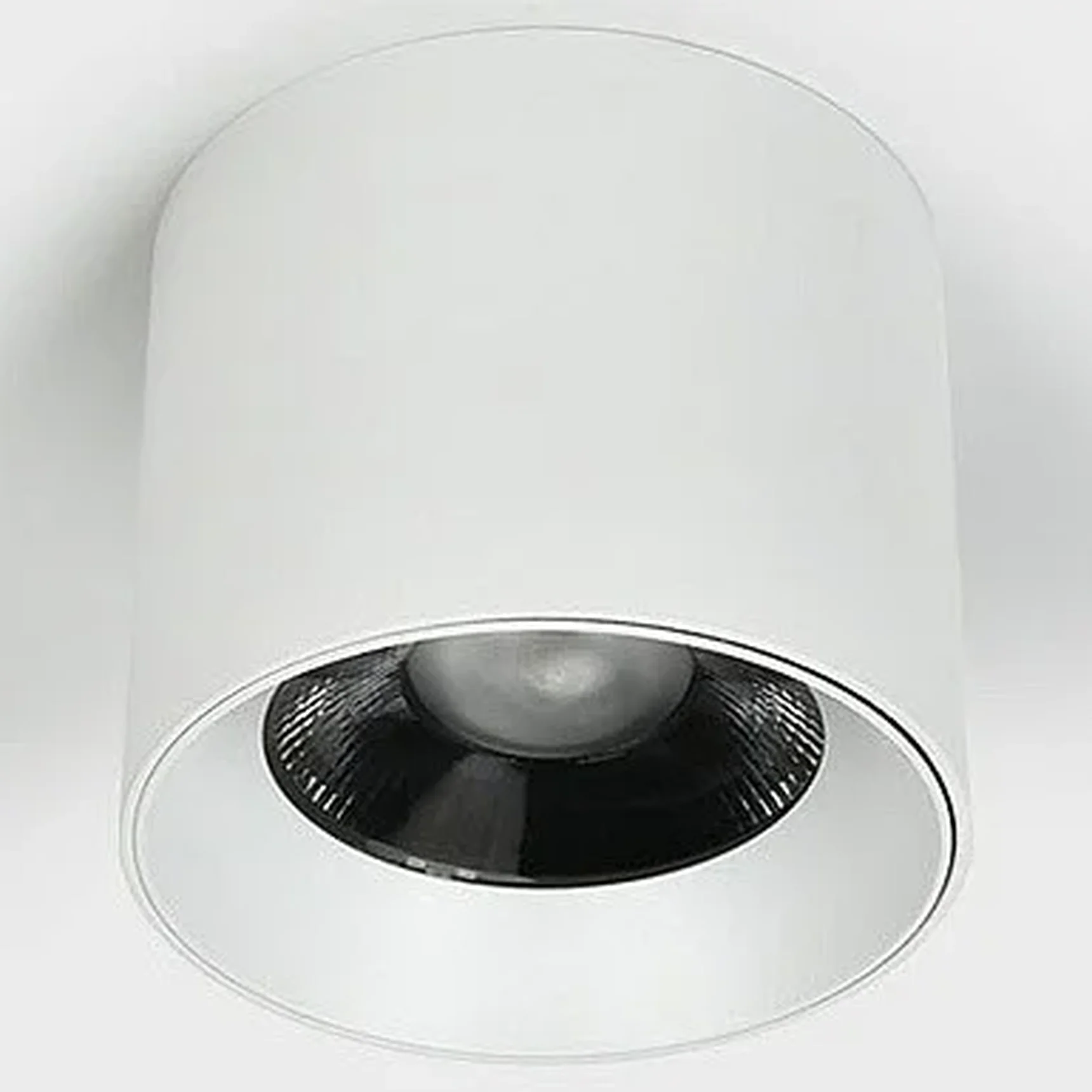 IT06-6036 white LED 18W 4000K 1430lm 36* CRI:90 IP44 d95х 83мм Светильник потолочный