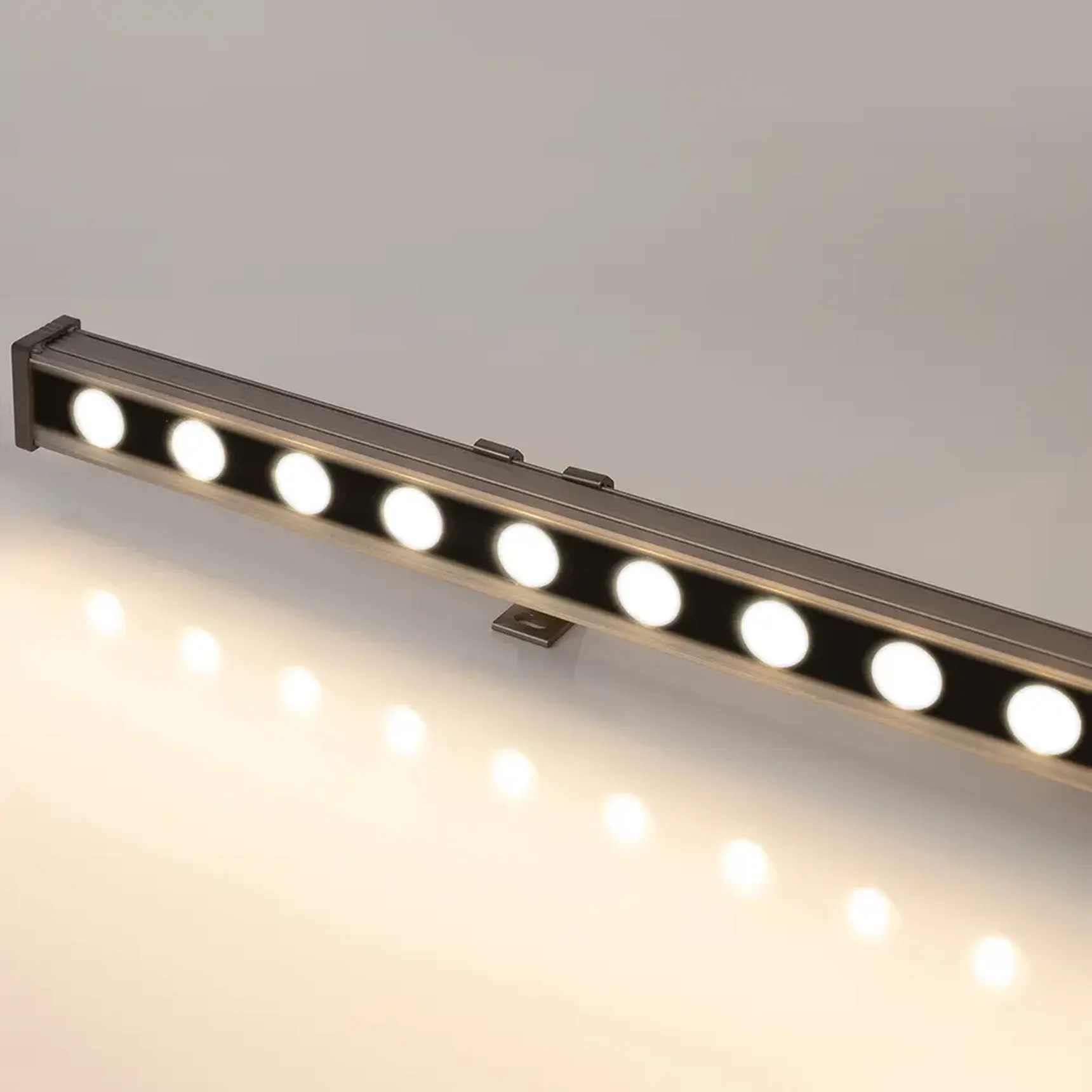 Светодиодный прожектор AR-LINE-1000M-24W-220V Day (Grey, 30 deg) (Arlight, IP65 Металл, 3 года)