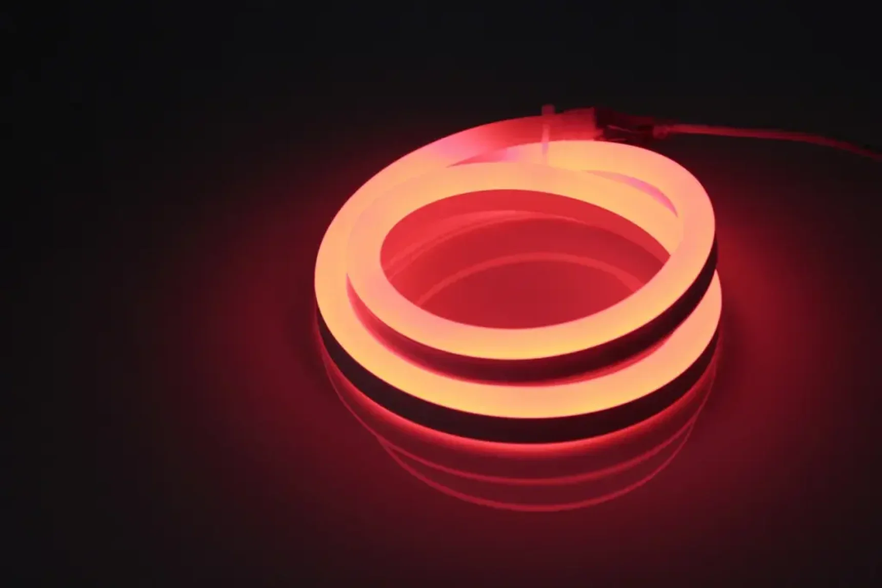 Гибкий неон LM-220V-2835-120P-big size-R, красный, 12х25мм, 1метр