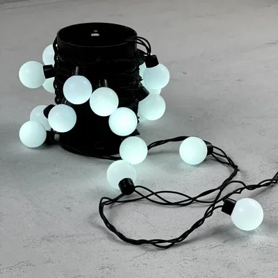 Гирлянда «Шарики» 5м Белая 220В, Диаметр Шарика 40мм, 20 LED, Провод Черный Каучук, IP65