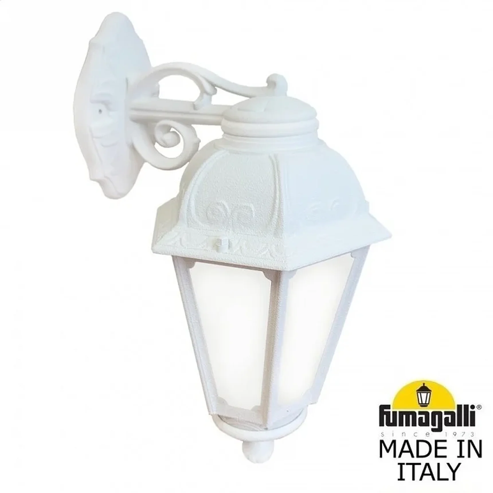 Светильник уличный настенный FUMAGALLI BISSO/SABA K22.131.000.WYE27 DN