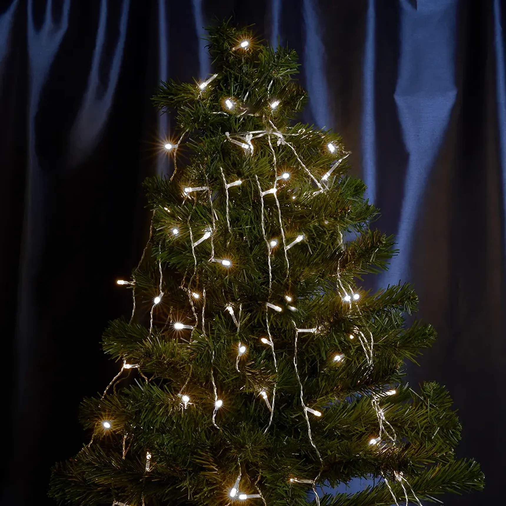 Гирлянда на елку 230V 140 LED 7*2м, 5000K, IP20, шнур 1,5м , CL90