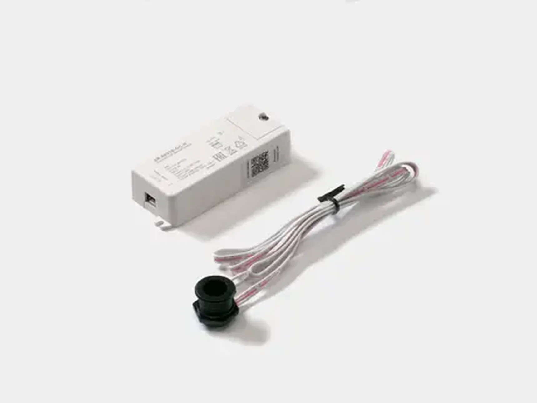 ИК-датчик "открытие-закрытие двери", черный, 12-36 В, SR-8001BDC-N