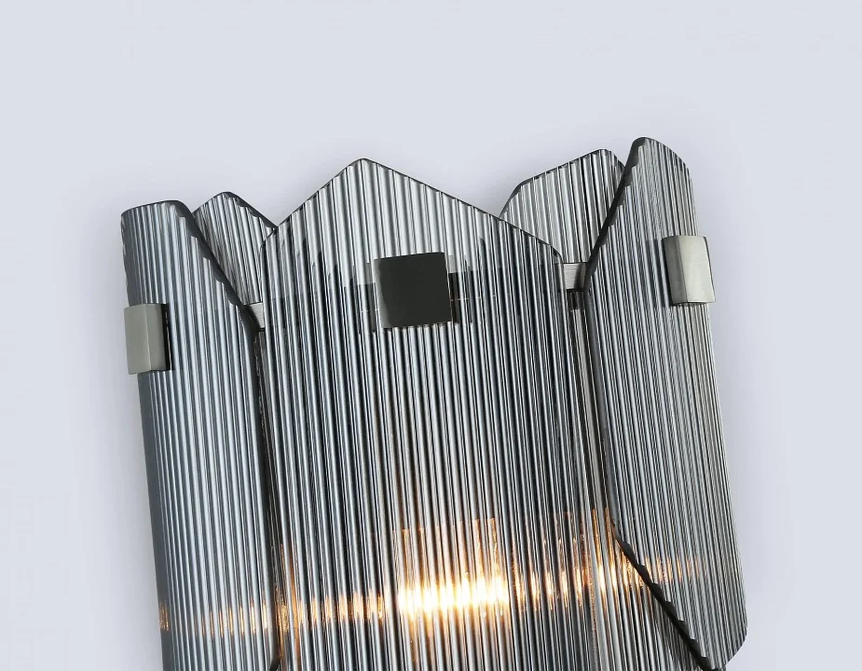 Светильник настенный LH31207/2 SN/SM сатин никель/дымчатый E14*2 max 40W 220*150*270