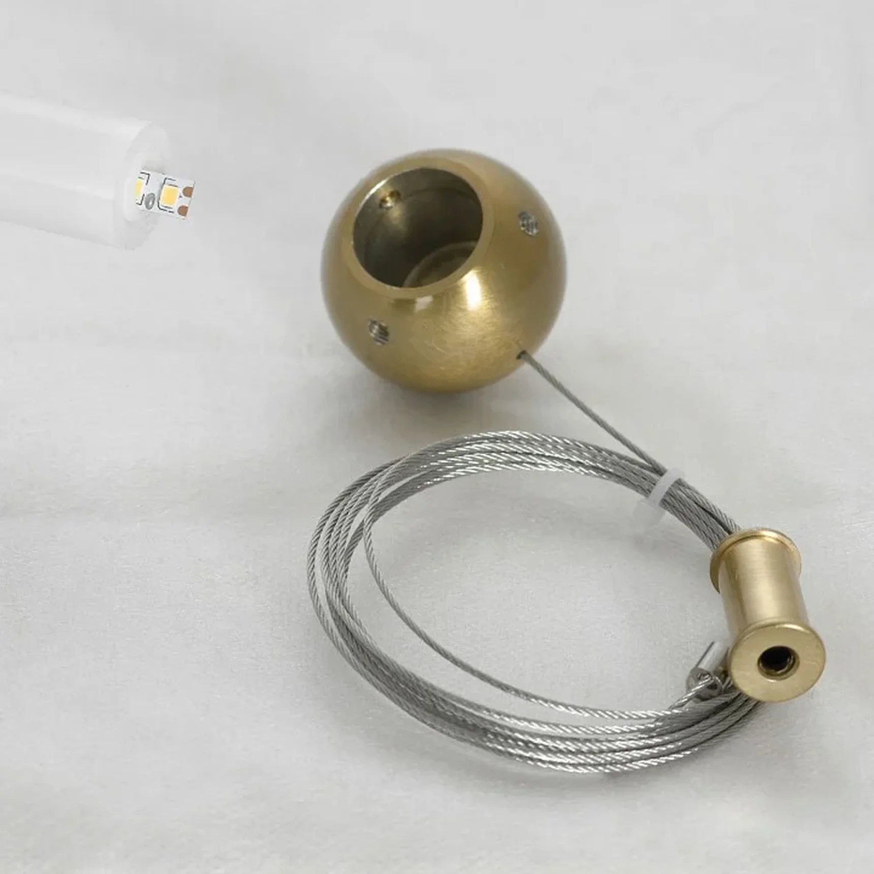 Подвесной светильник Lussole Конкорд LSP-7021