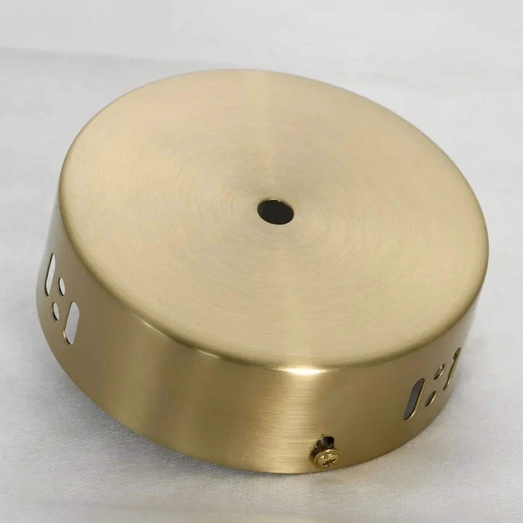 Подвесной светильник Lussole Конкорд LSP-7021