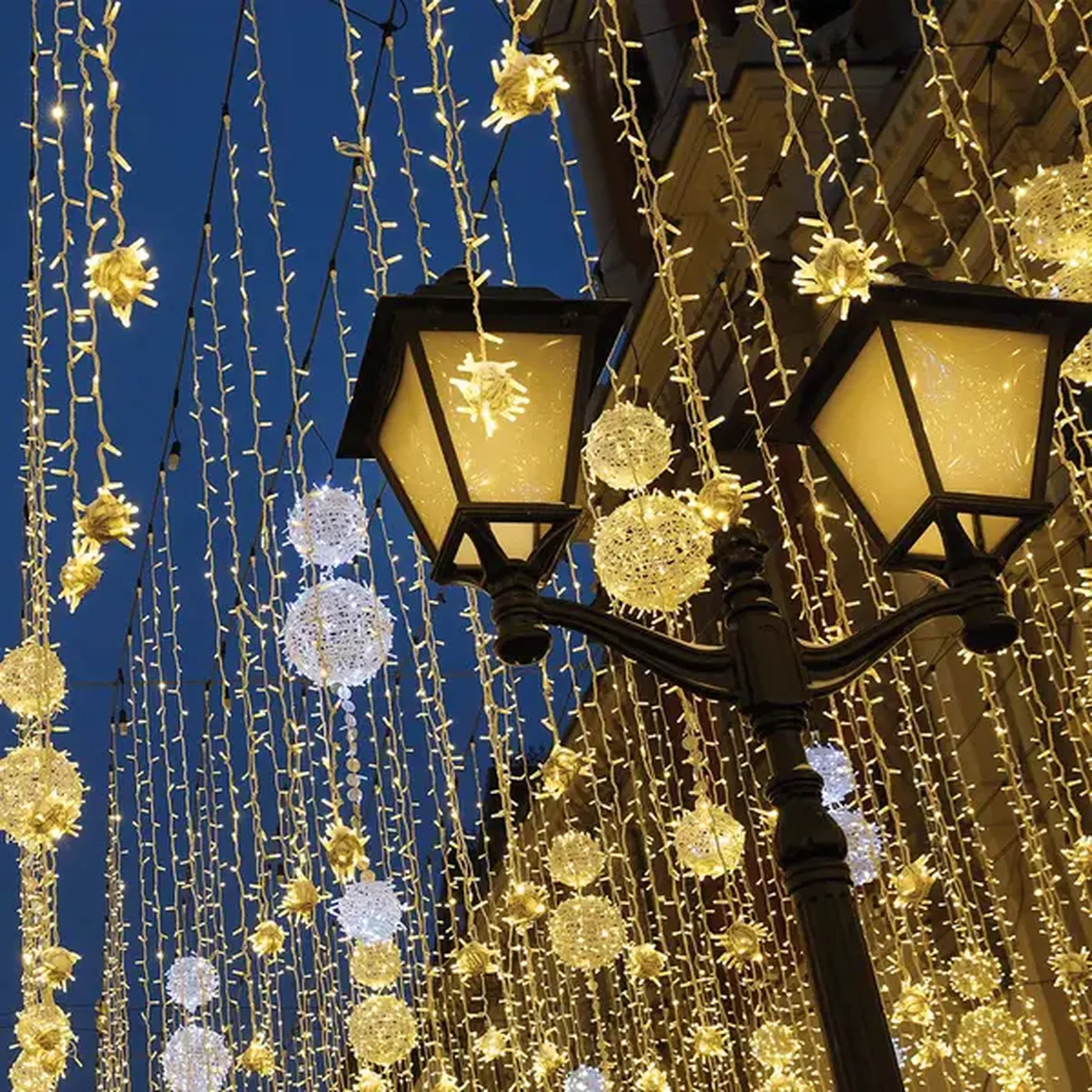 Гирлянда линейная 230V 400 LED 40м, 5000K, IP44, шнур 3м, CL07