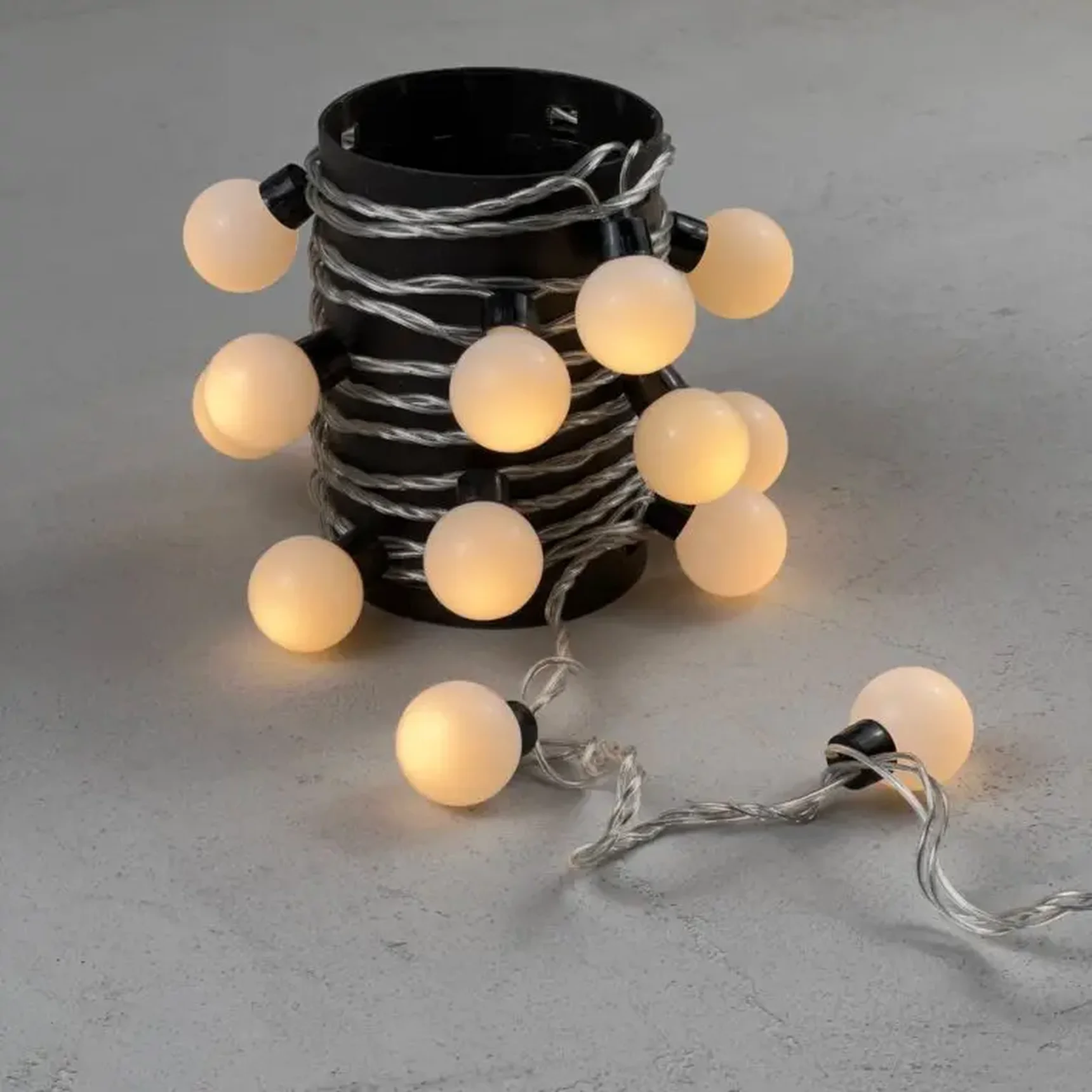 Гирлянда «Шарики» 5м Тепло-Белая 220В, Диаметр Шарика 40мм, 20 LED, Провод Прозрачный Силикон, IP65