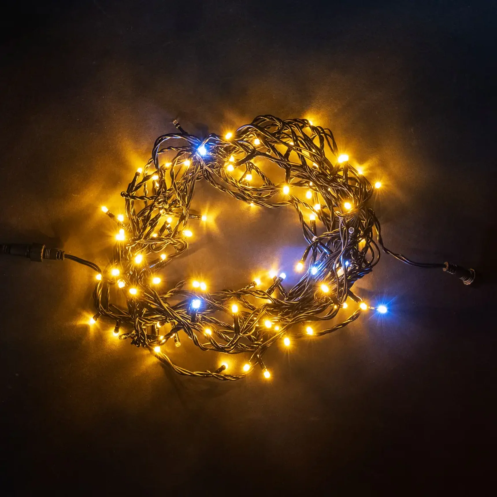 Гирлянда Нить 10м Желтая с Мерцанием Белого Диода 24В, 100 LED, Провод Черный ПВХ, IP54