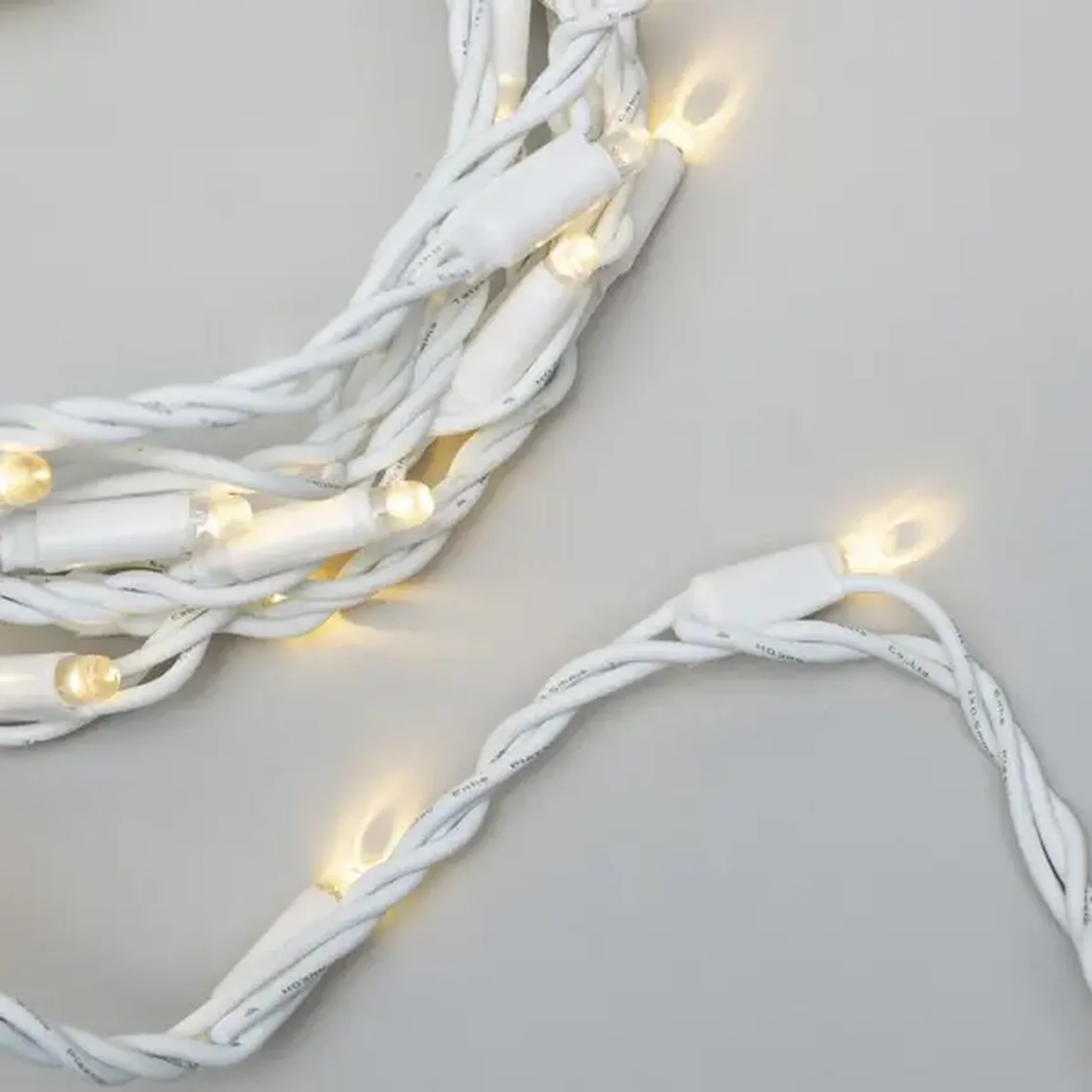 Гирлянда Нить Smart Тверская 5м Тепло-Белая с Контроллером 24В, 50 LED, Провод Белый Каучук, IP65