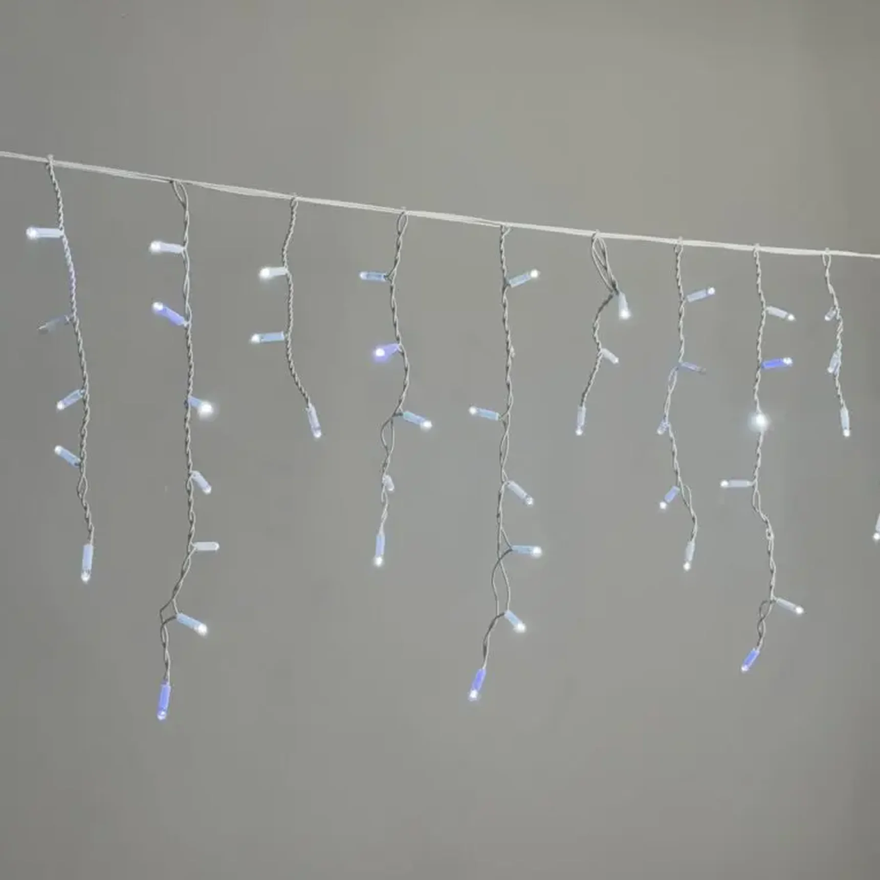 Гирлянда Бахрома 3,1 x 0,5 м Белая с Мерцанием Белого Диода 220В, 120 LED, Провод Белый Каучук 2,3мм, IP65