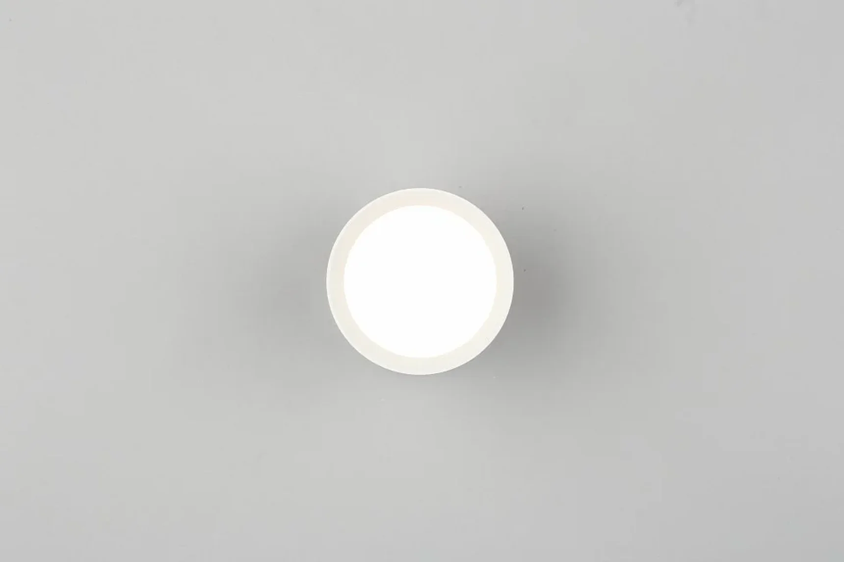 Светильник настенно-потолочный Omnilux OML-102429-05