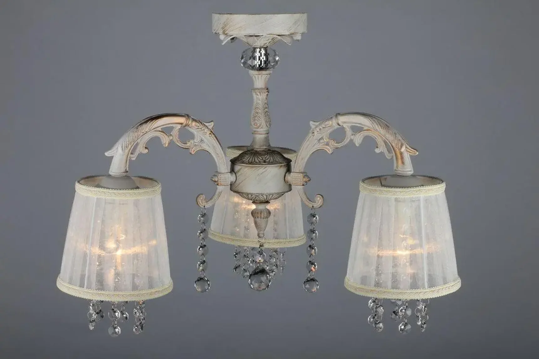 Потолочная люстра Omnilux OML-30007-03