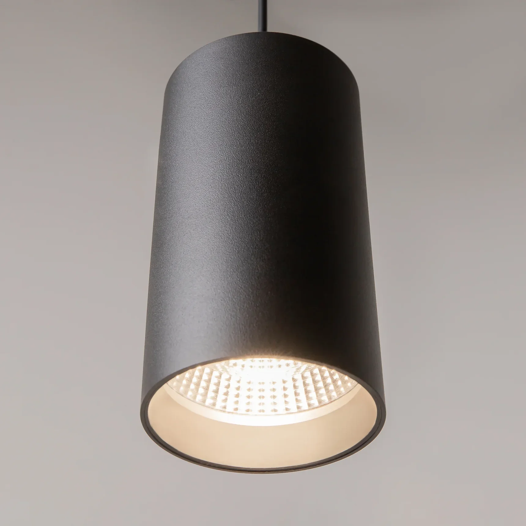 Подвесной светильник Vol 4000К 20Вт 50°, P100PL-20W4K-B