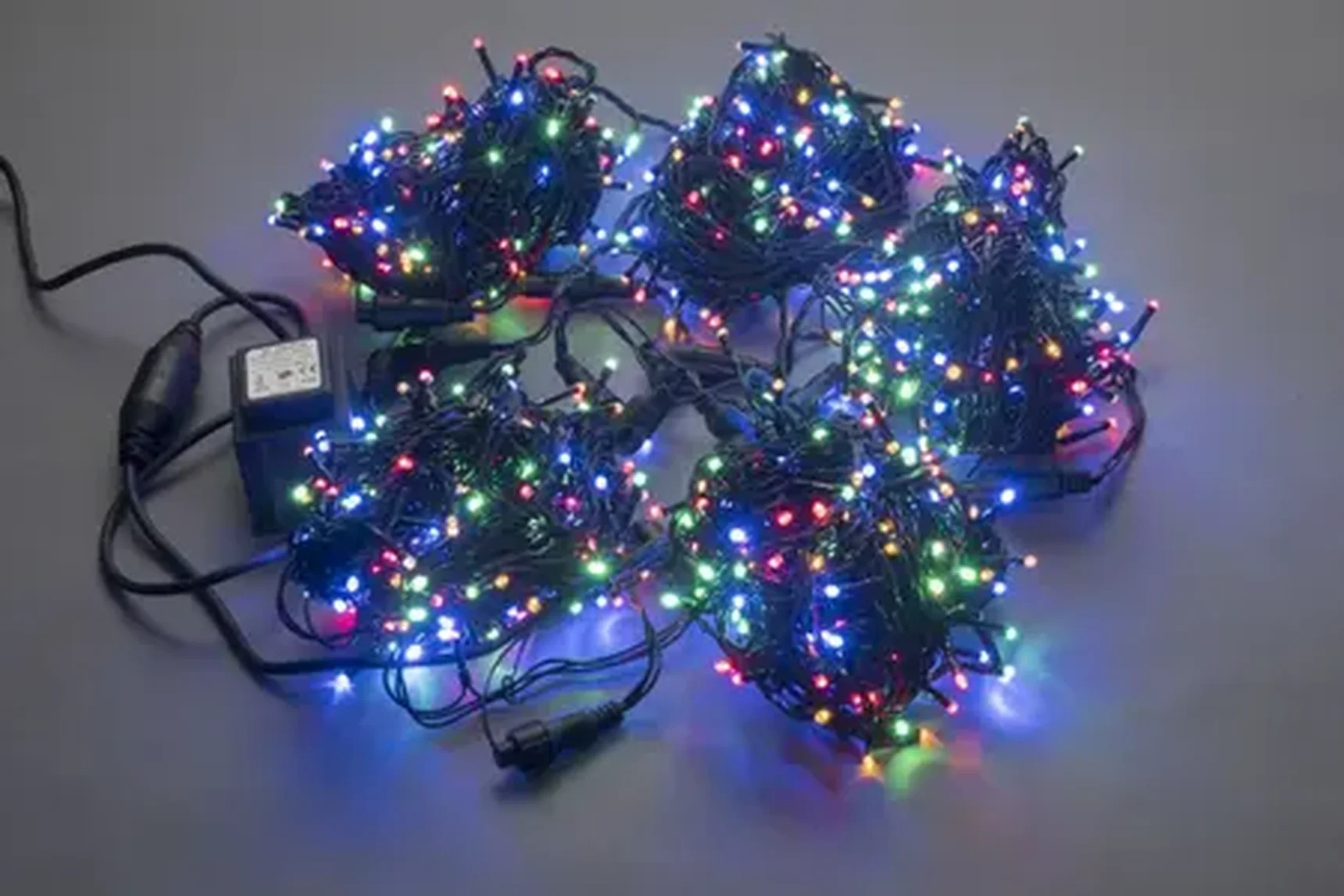 LED-PLS-200*5-20M*5-24V-M/BL (20) 5 нит., мульти на черном проводе с 230V/24V/80W трансф